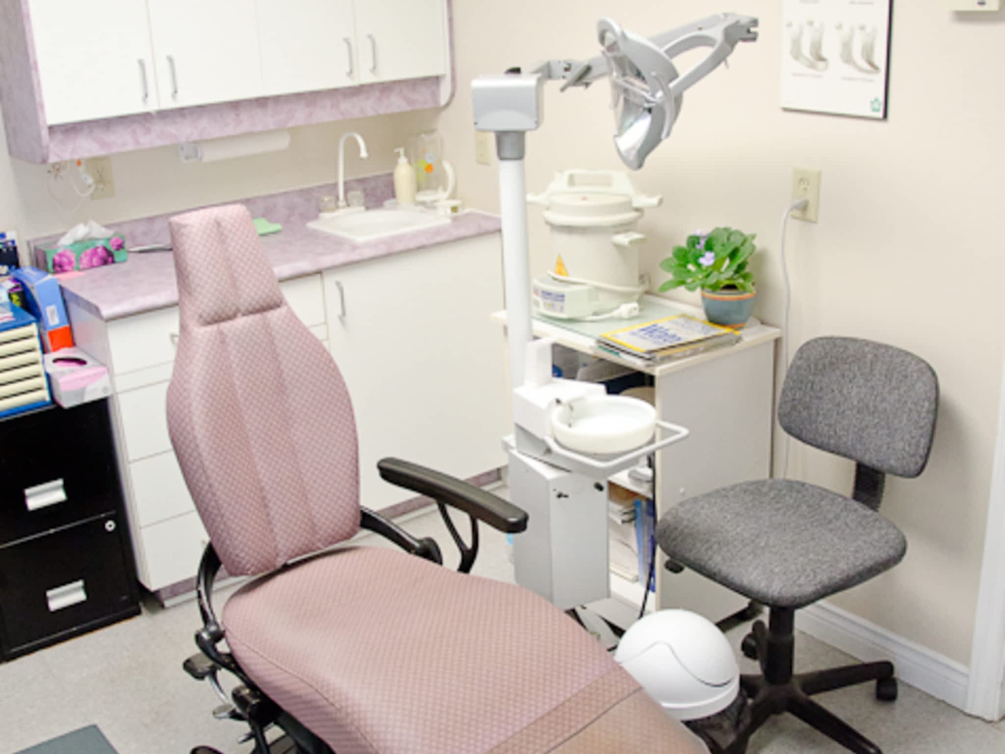 Chedore L Denture Clinic Oromocto, NB 8291 Restigouche Rd Canpages