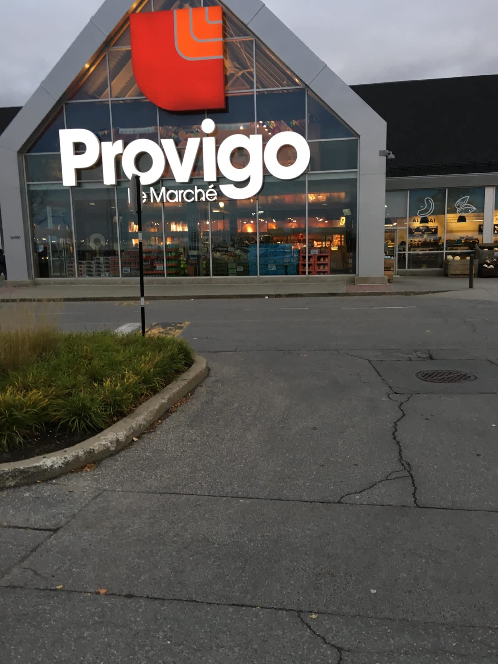 Provigo Le Marché Opening Hours 16900 rte Transcanadienne, Kirkland, QC