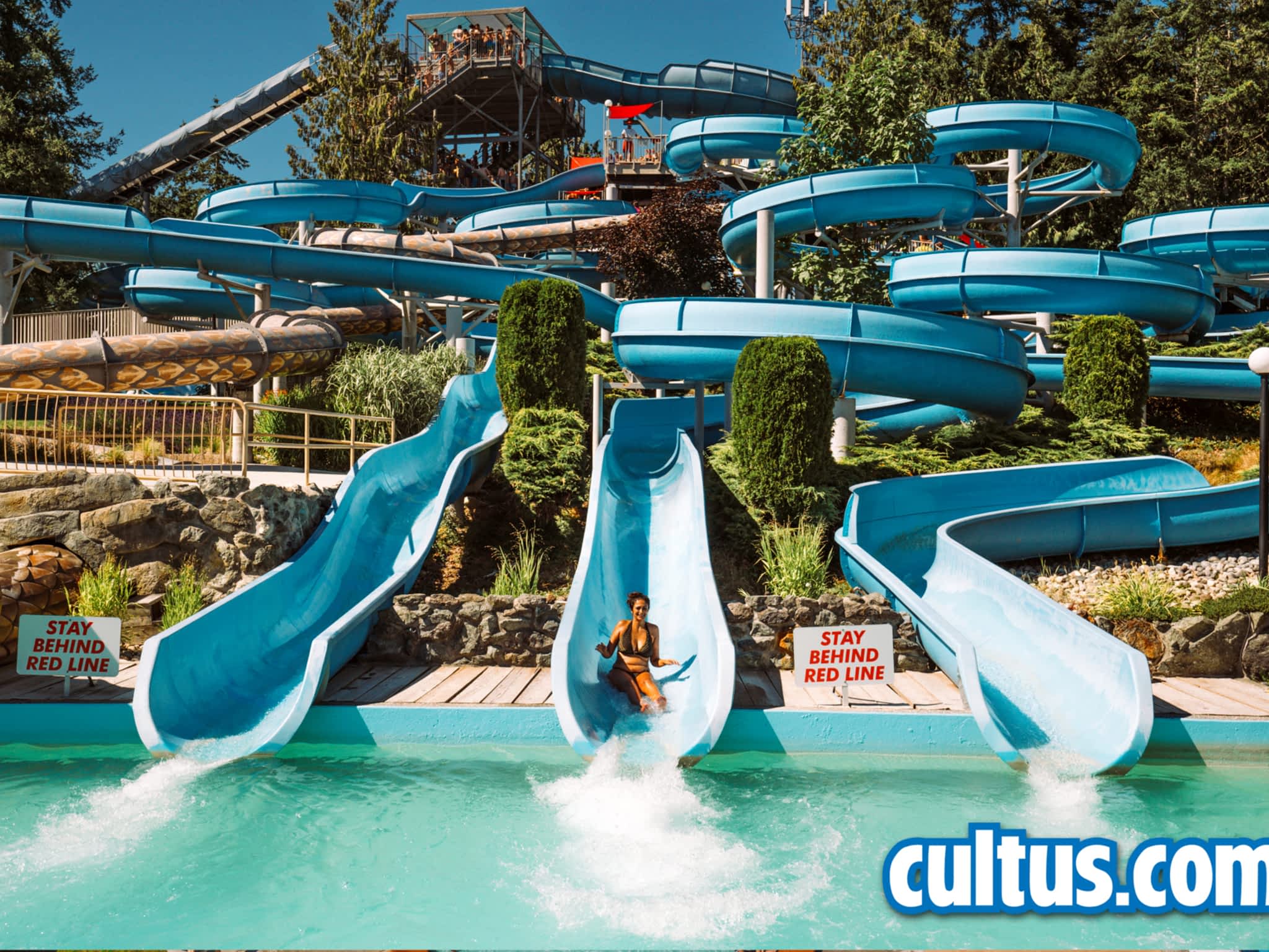 photo Cultus Lake Waterpark & Waterslides