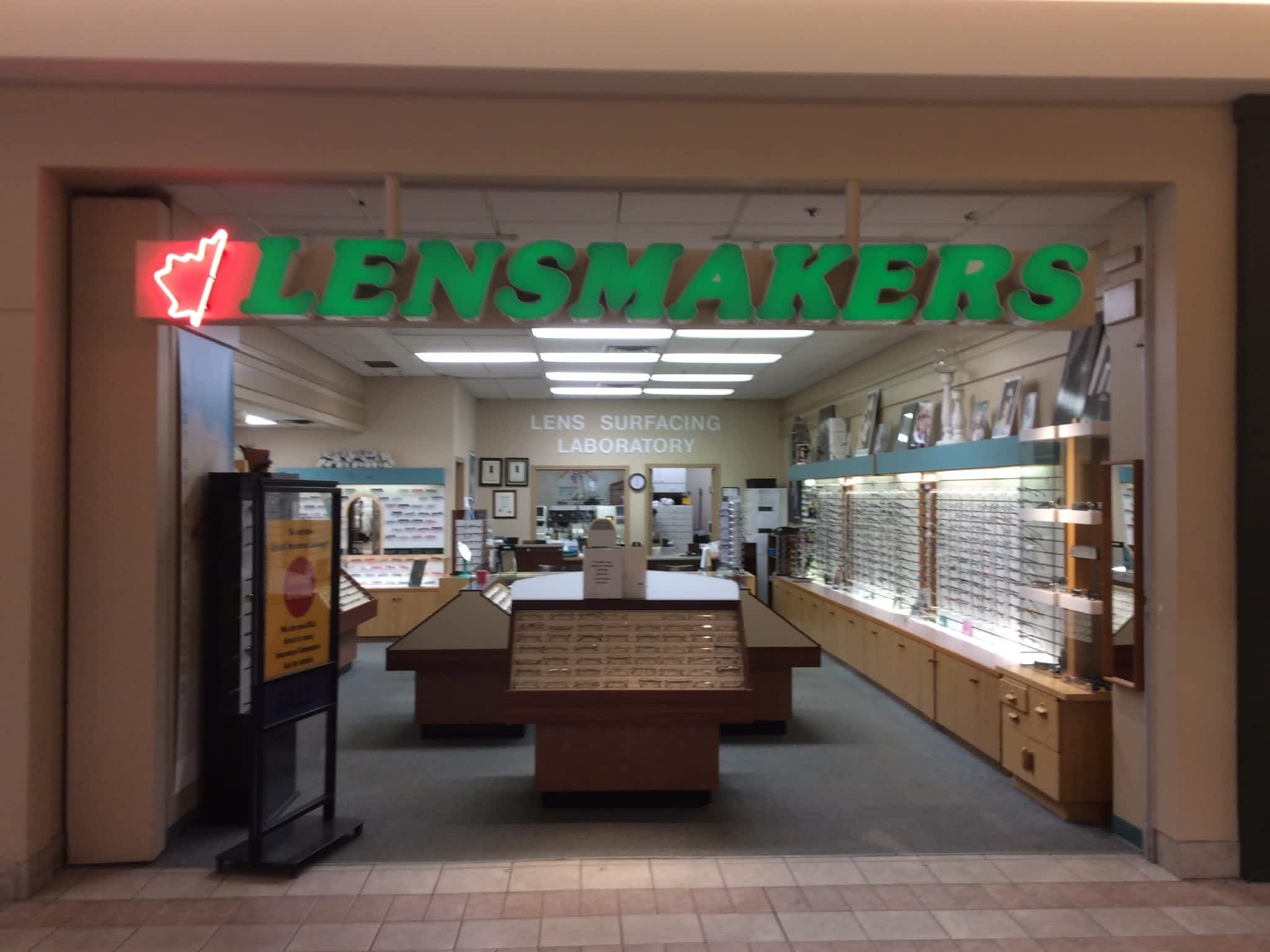 photo Lensmakers Optical - Kamloops - Aberdeen Mall