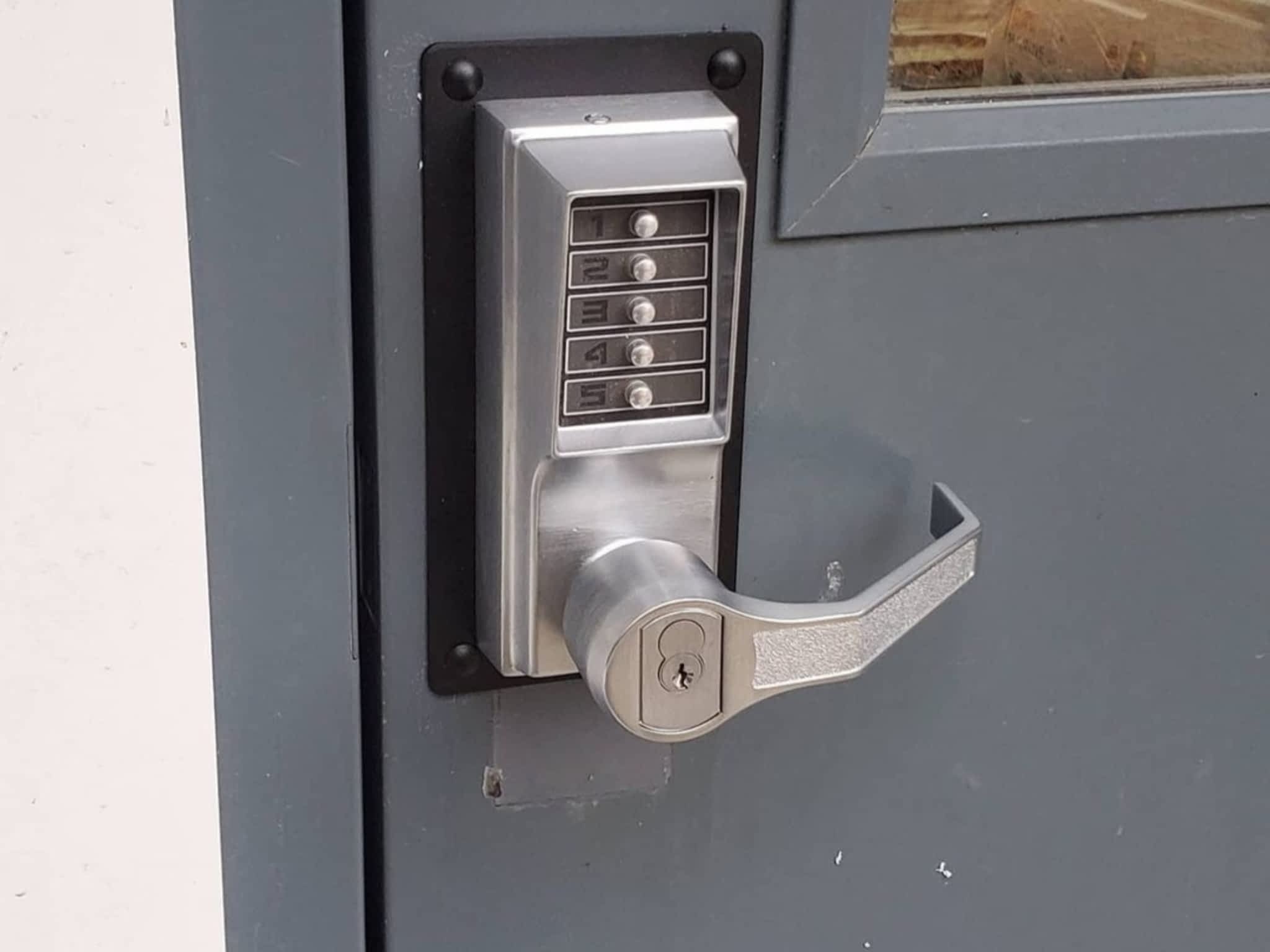 photo NEXT LEVEL Locksmith Calgary
