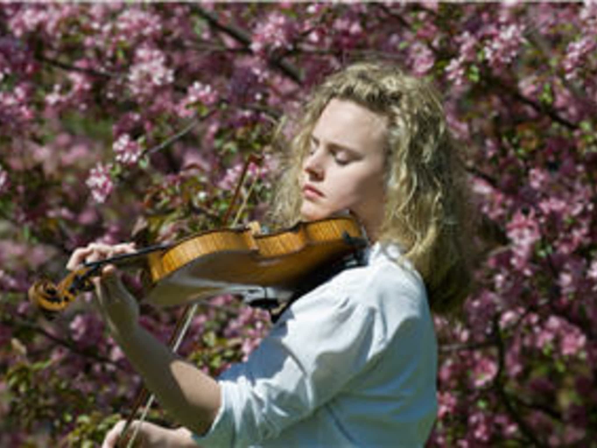 photo Rosseau Lake College