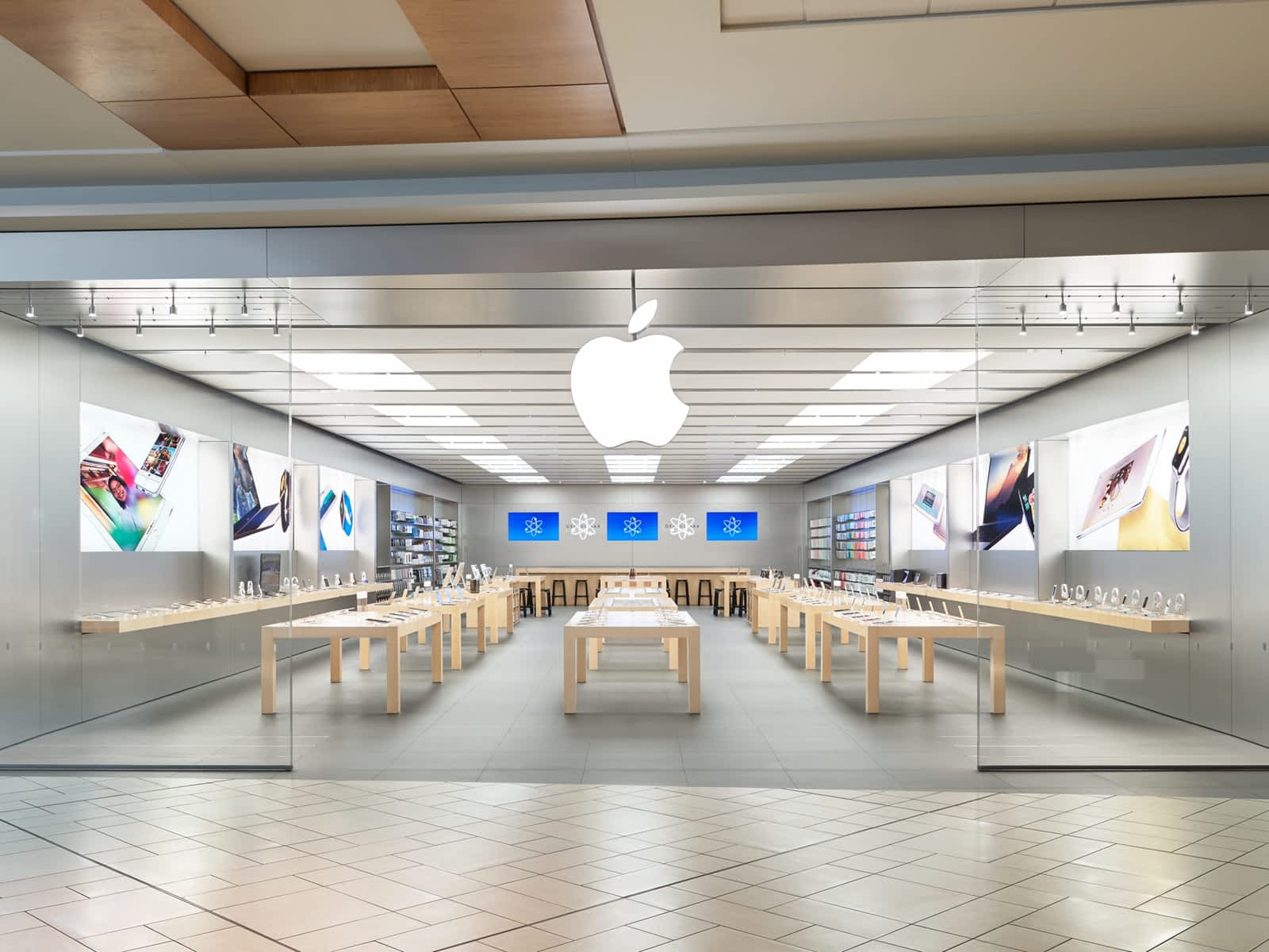 Apple Chinook Centre Opening Hours 6455 Macleod Trail Sw Calgary Ab