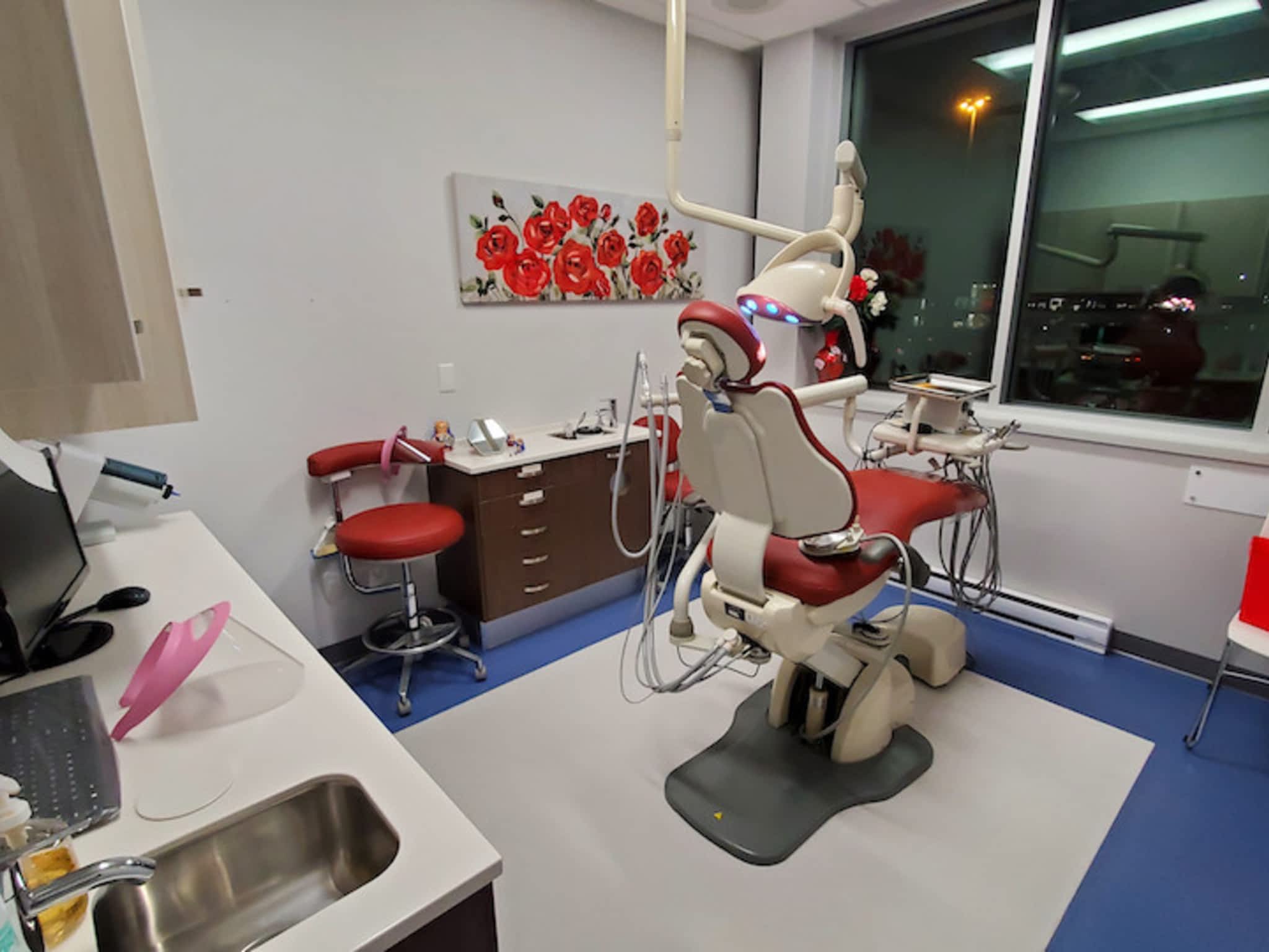 photo Carrefour Dentaire 440 - Dentiste, Invisalign Lasalle