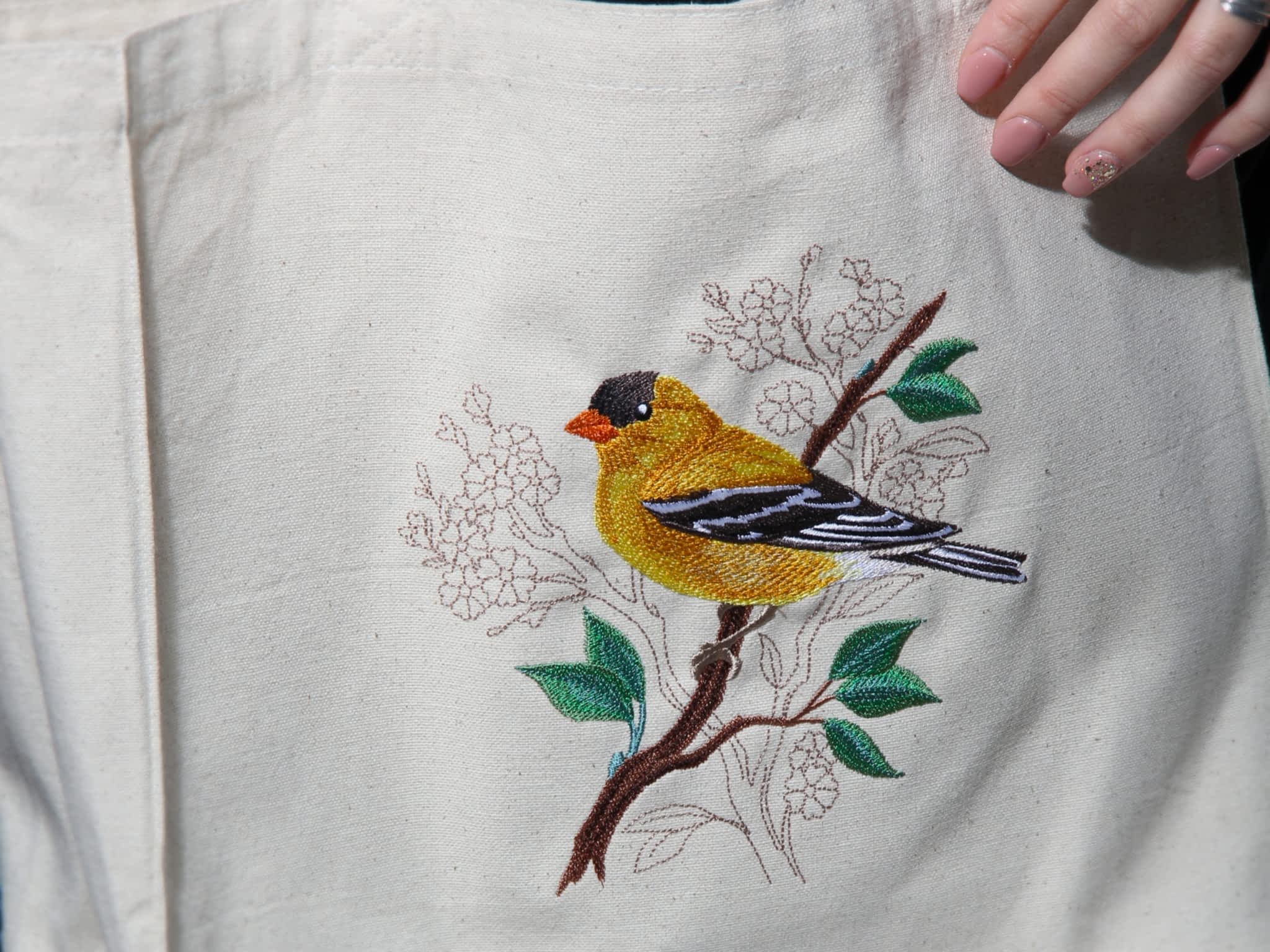 photo Blackbird Knitting & Embroidery