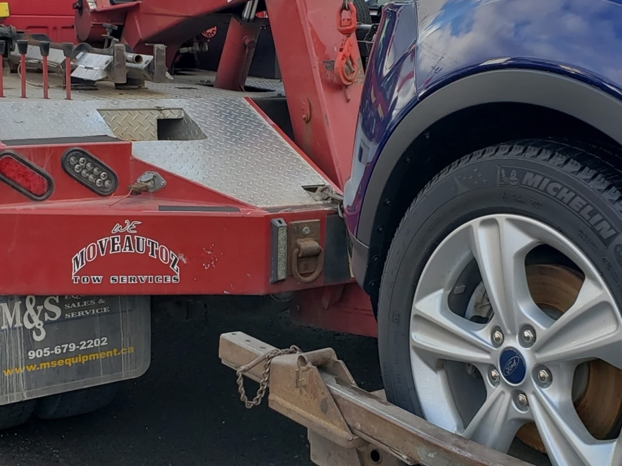 photo MoveAutoz Towing Services