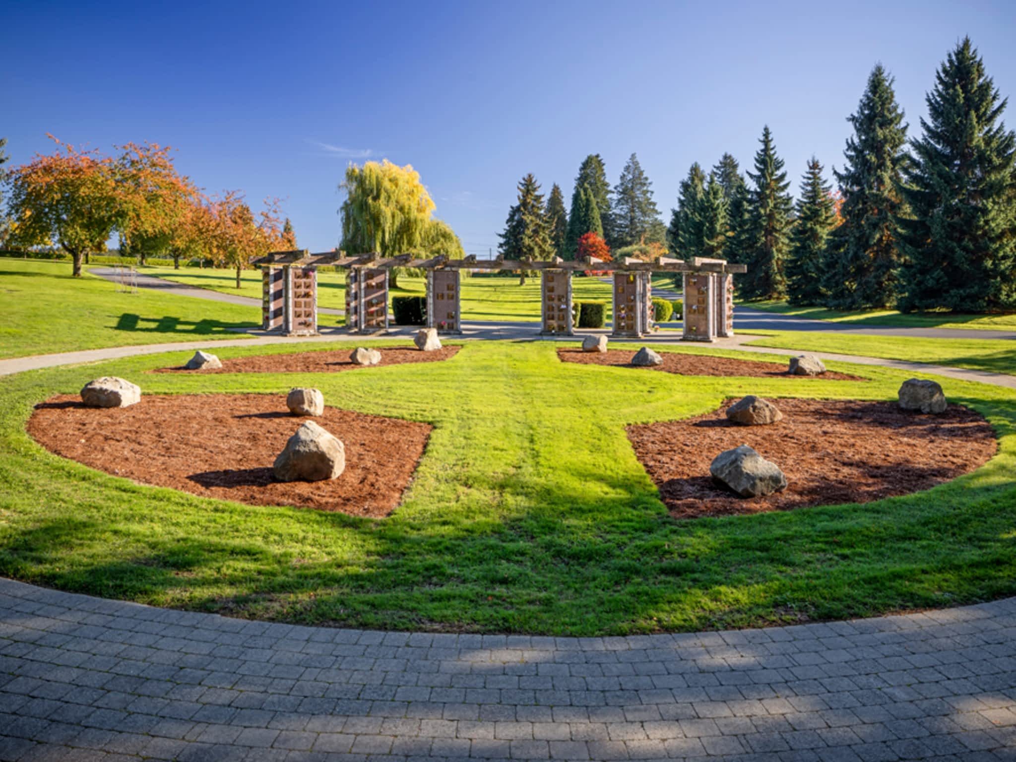 photo Cedar Valley Memorial Gardens