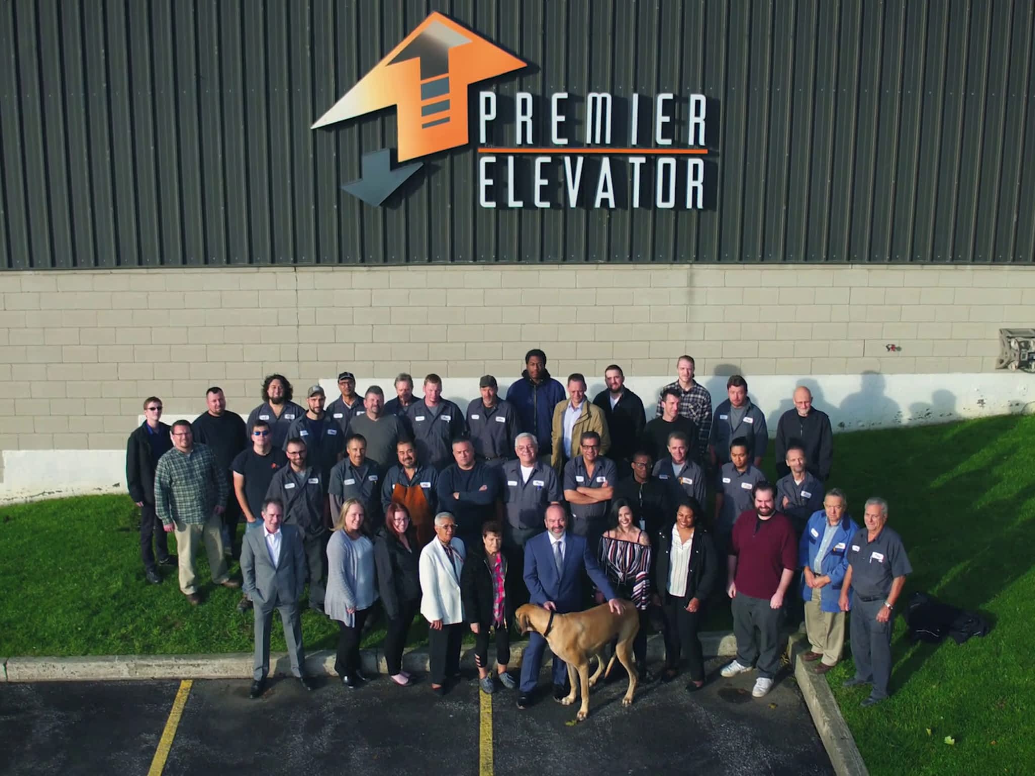 photo Premier Elevator Inc.