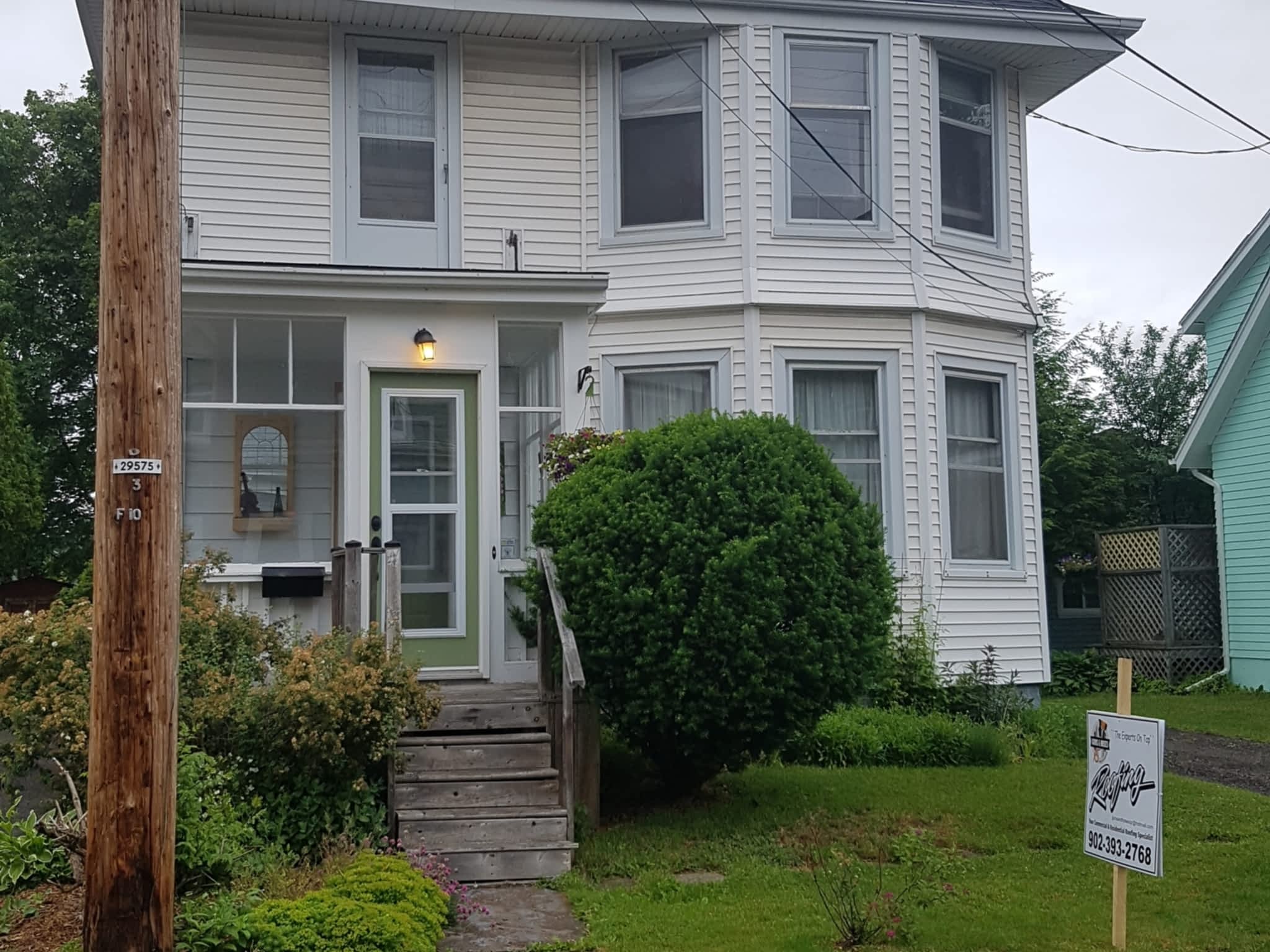 photo Guns And Hoses Quality Roofing