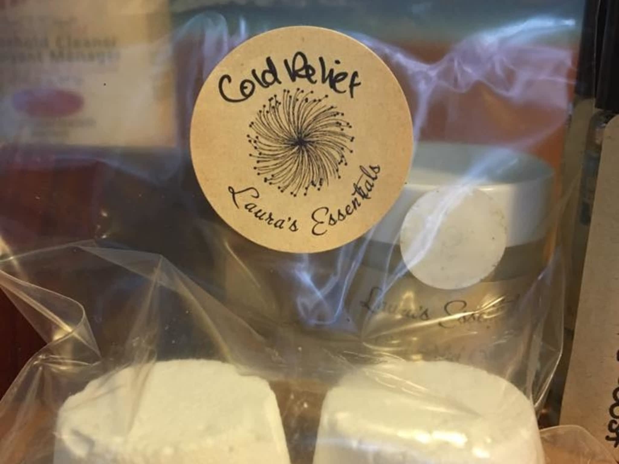 photo Laura's Essentials