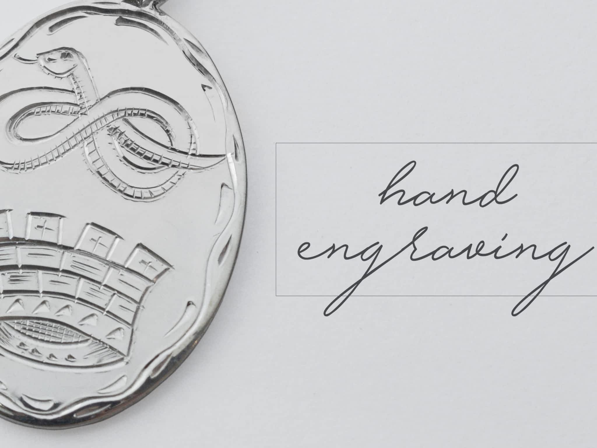 photo A & A Engraving/Jewellers