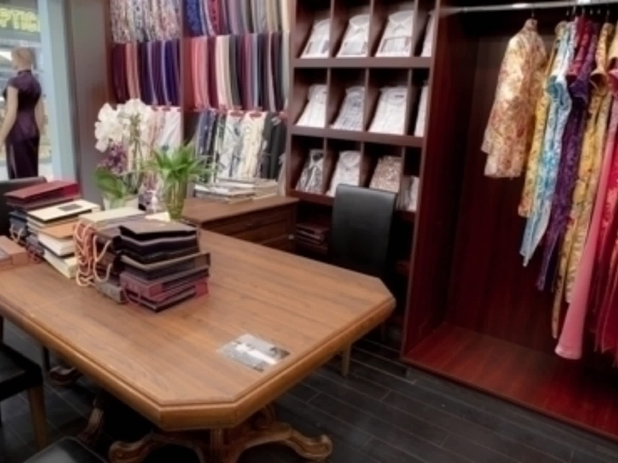 photo Shanghai LeeYonge Bespoke Tailor (Unit B61)