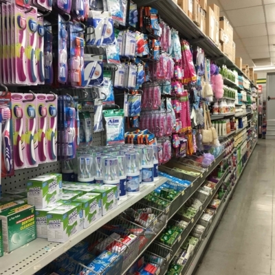 Dollarama - Discount Stores