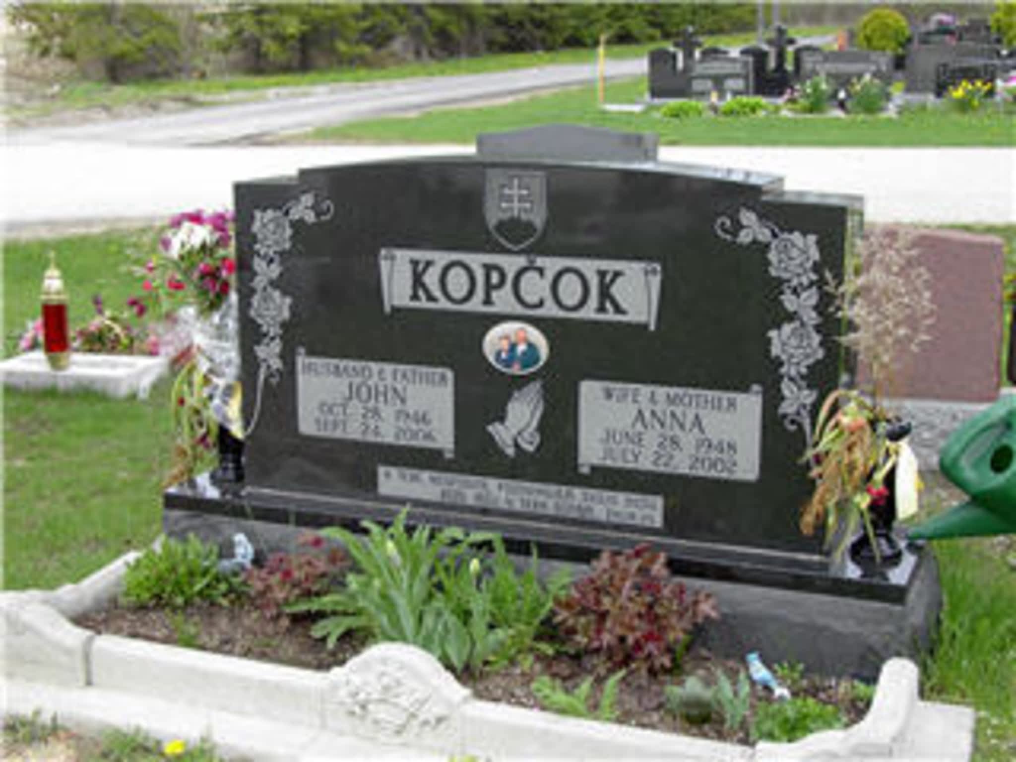 photo Excelsior Monuments Inc