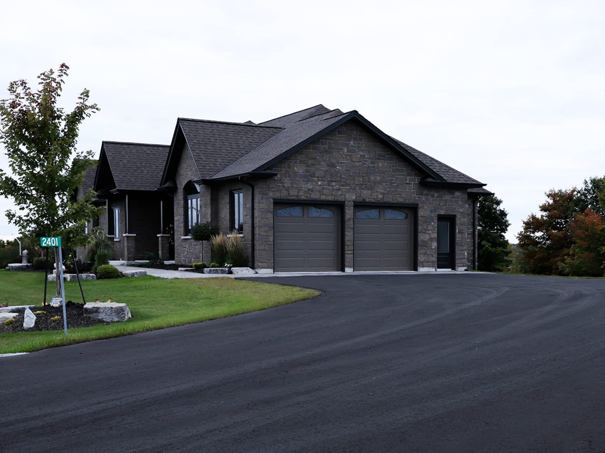 photo Van de Bor Paving Ltd