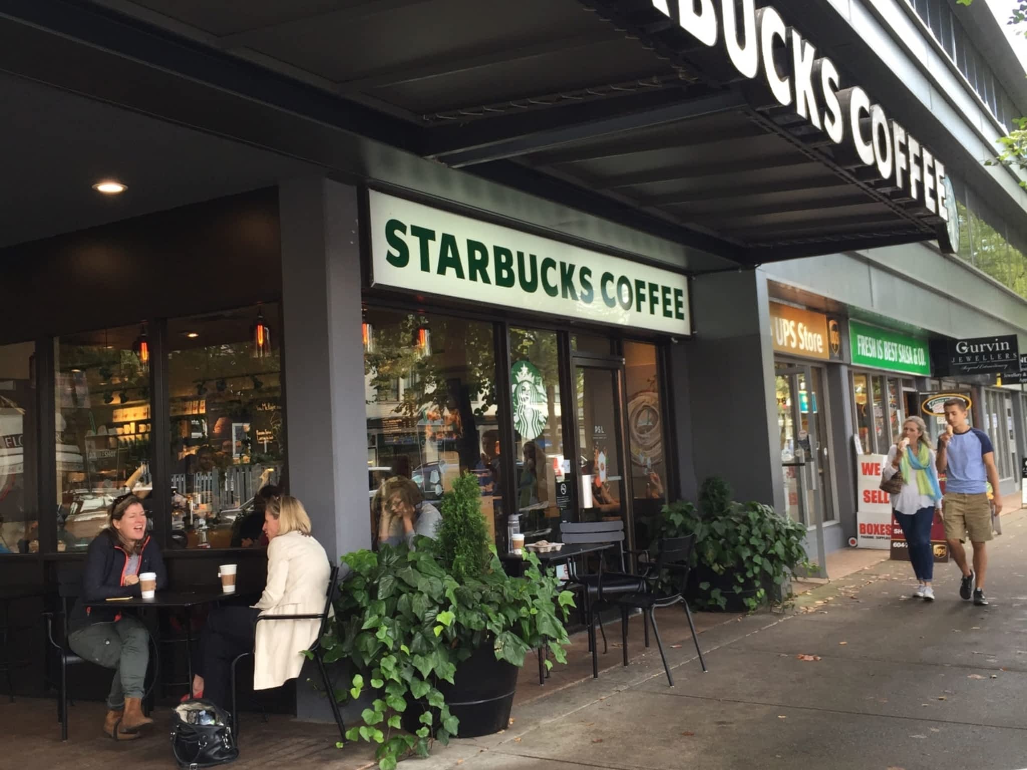 photo Starbucks Downtown Kitsilano