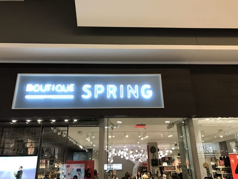 Call It Spring Opening Hours R038 3035 boul le Carrefour