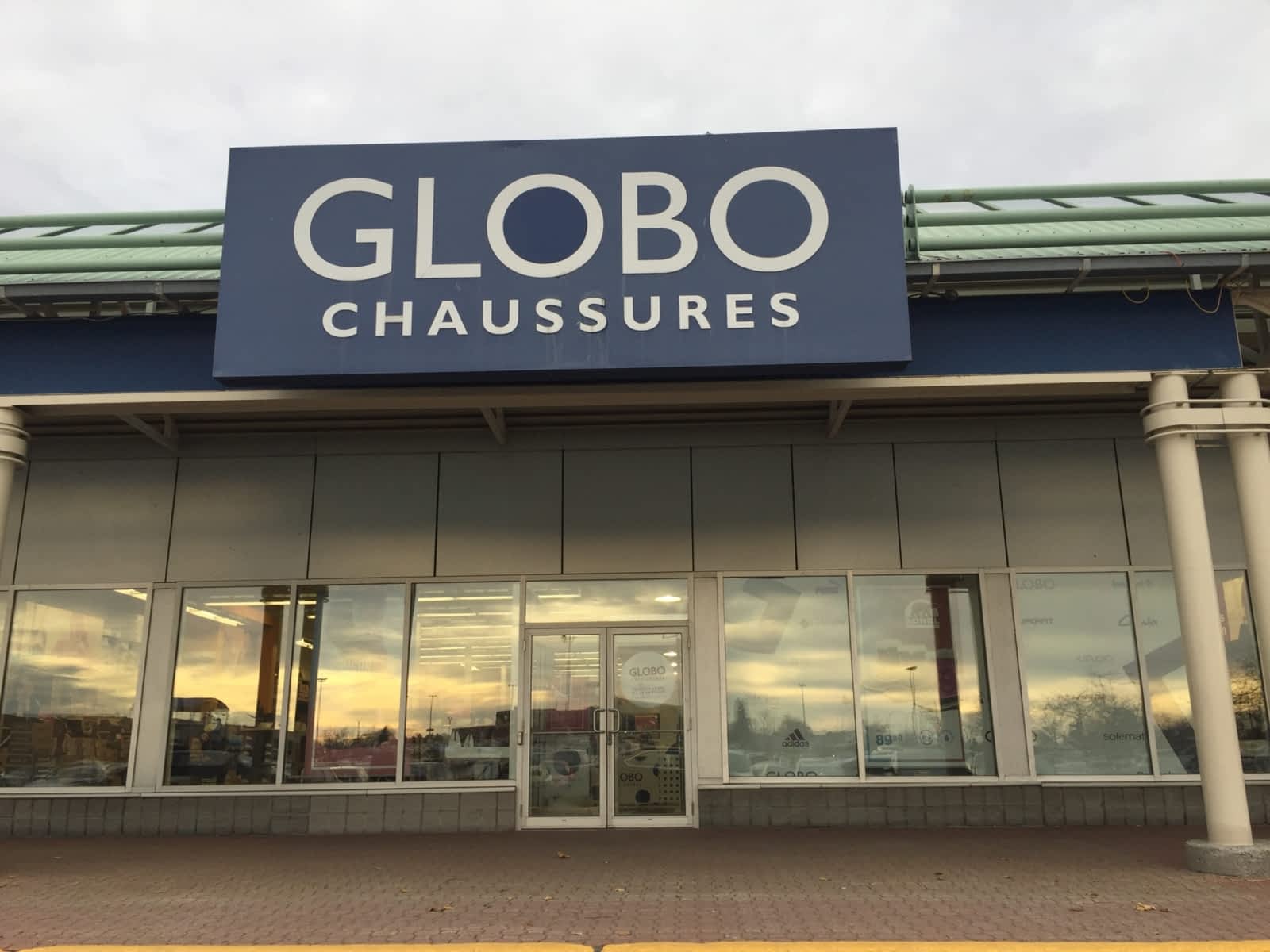 globo shoes locations