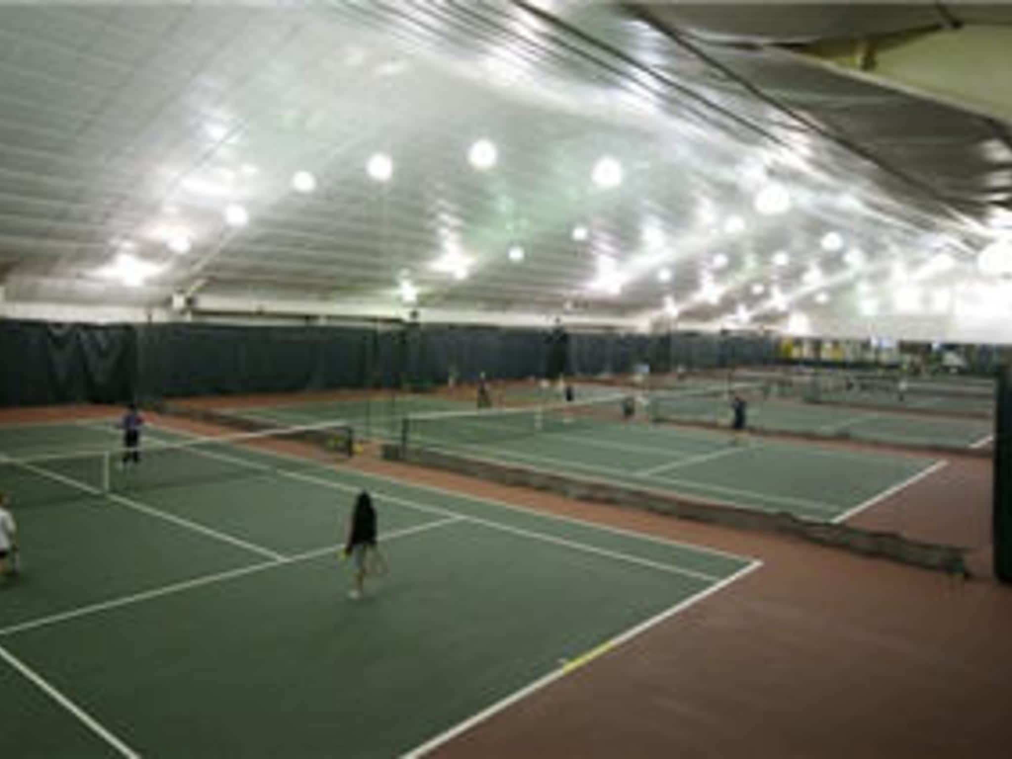 photo Cedar Springs Athletic & Raquet Club