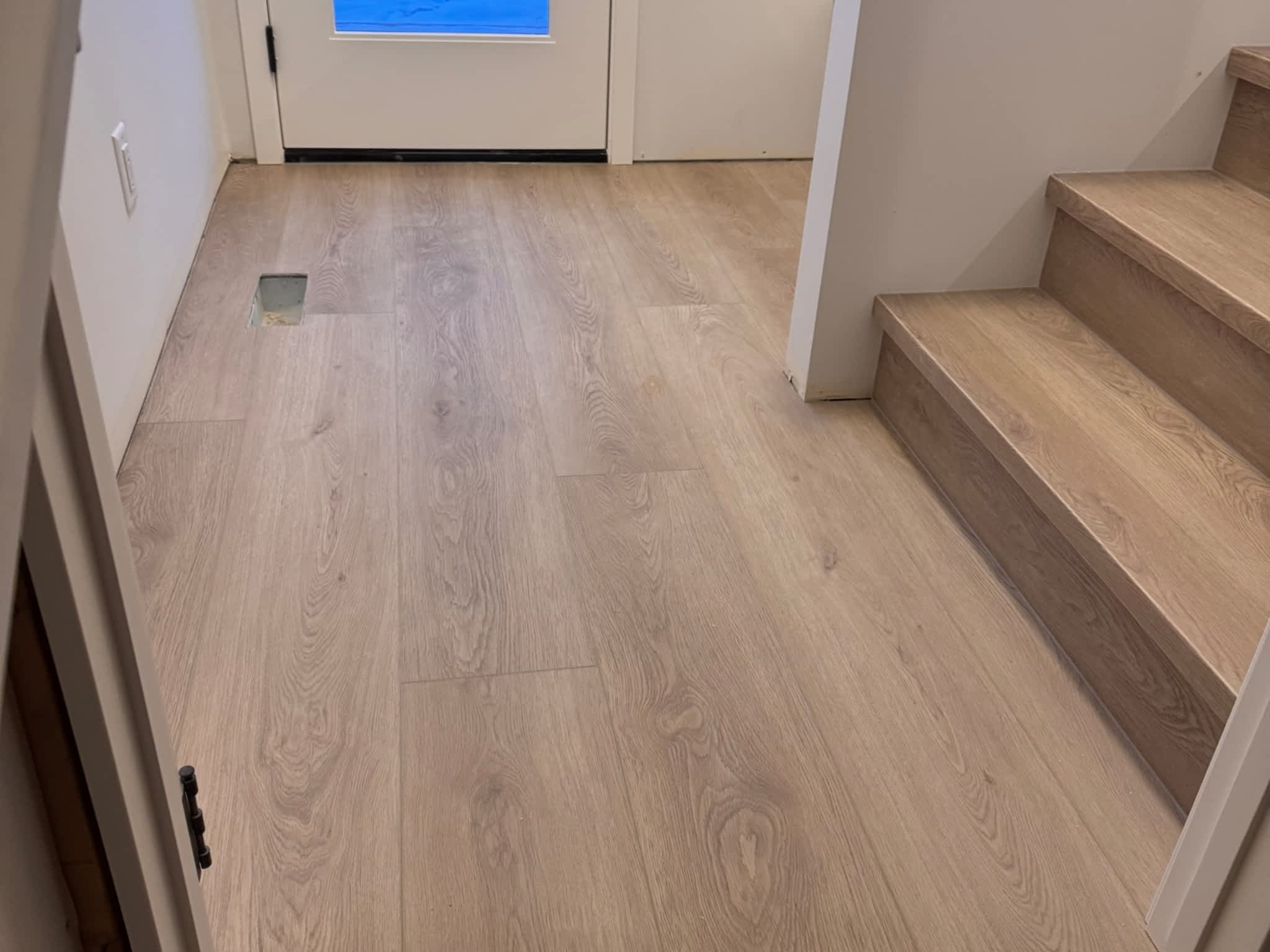 photo Calgary Master Flooring