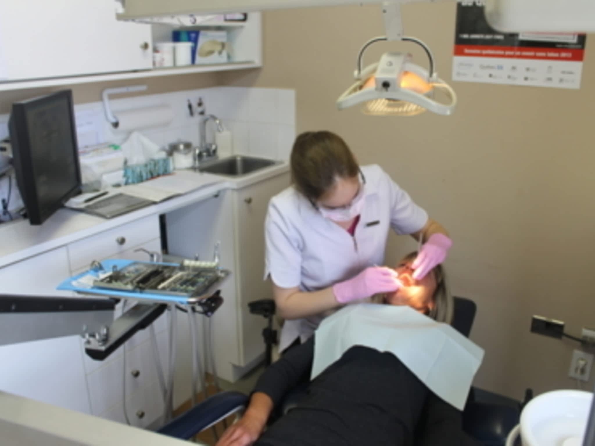 photo Clinique Dentaire Dre Zakia Benouaret Inc