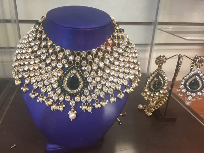 Sapphire Hut Indian Costume Jewellery Brampton, ON 269 Queen St E