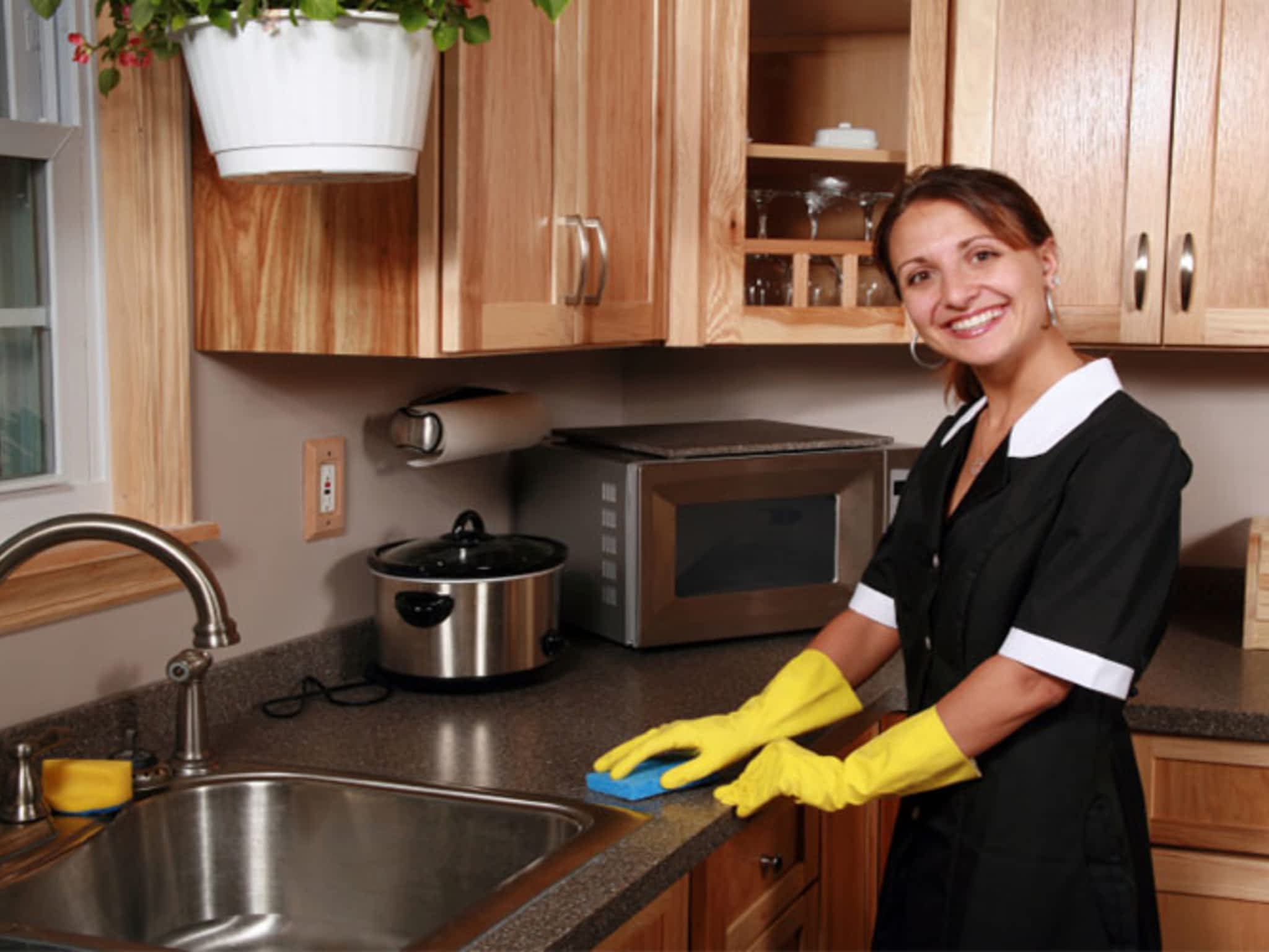 photo Wives Unlimited Cleaning Services