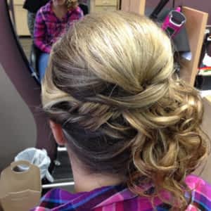 Buffie Co Salon Spa Opening Hours 8 2539 Main St Winnipeg Mb