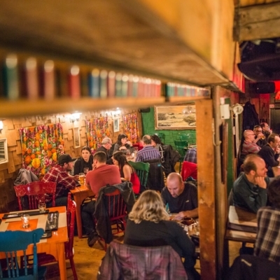 Chez Biceps BBQ - Restaurants