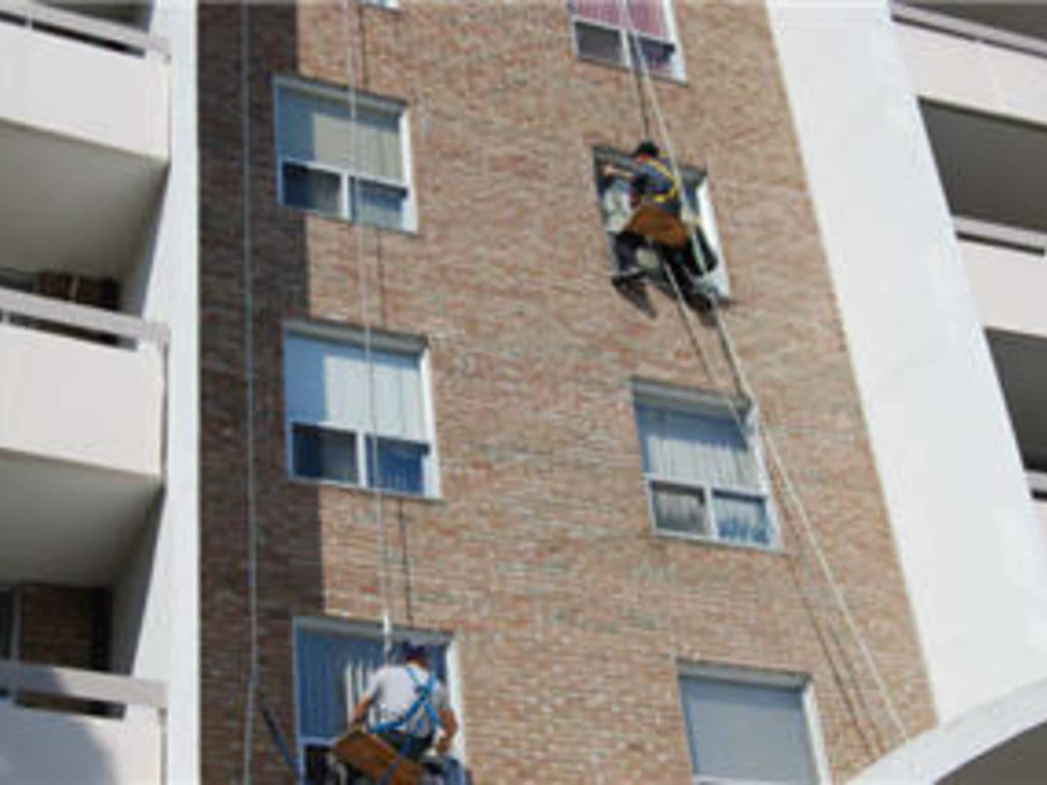 photo Adept Window & Powerwashing Services Inc