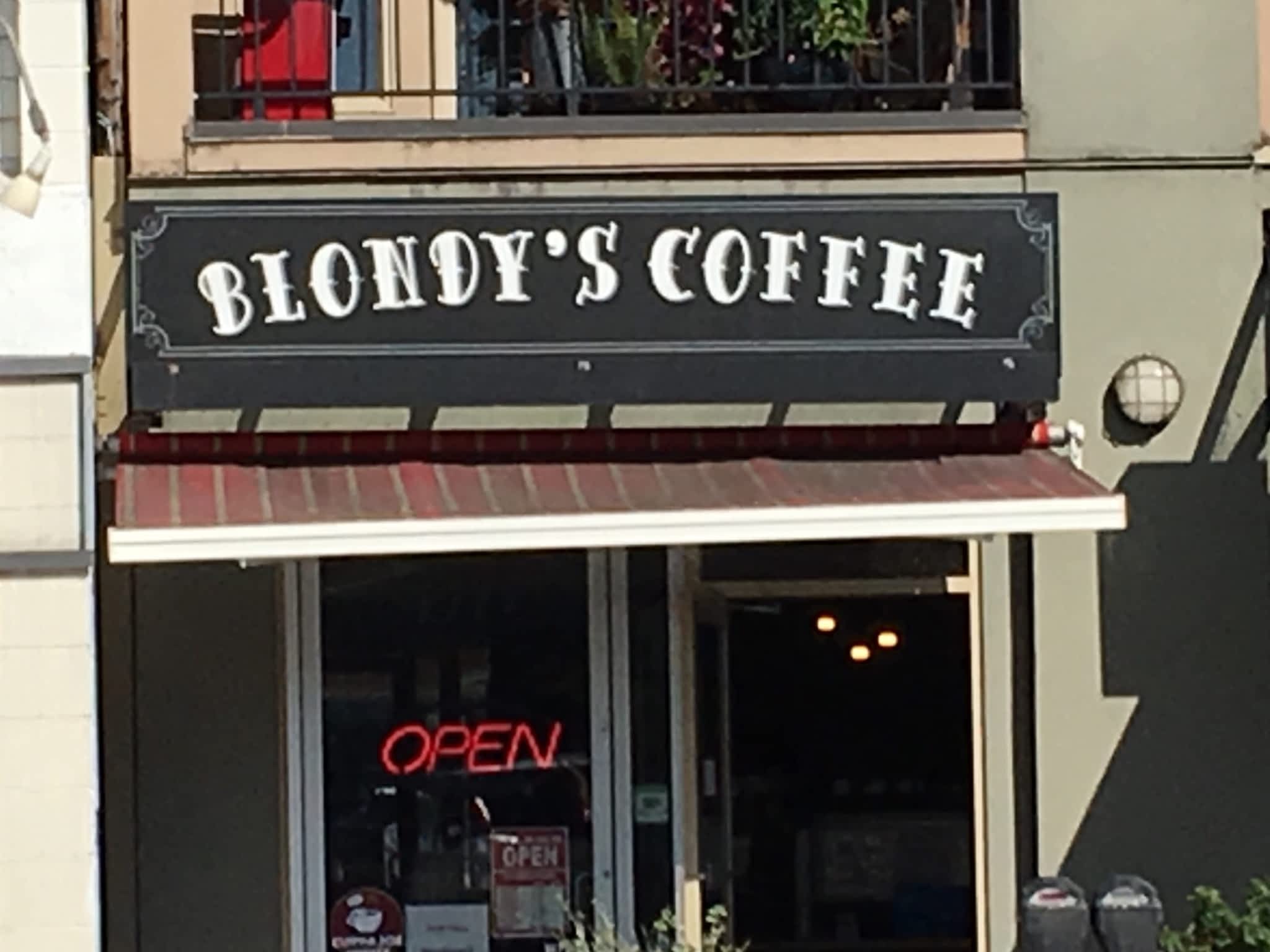 photo Blondy's Coffee