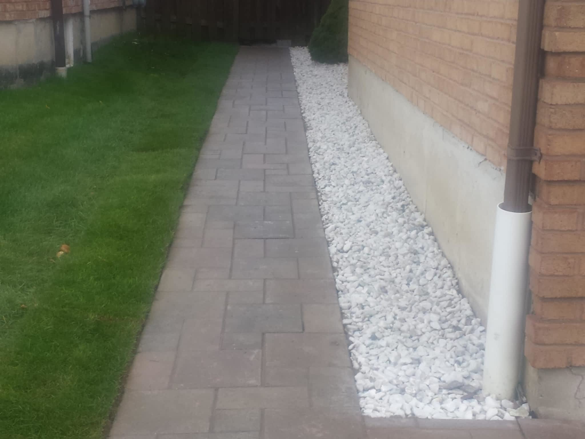 photo GTA Property Maintenance and Landscaping