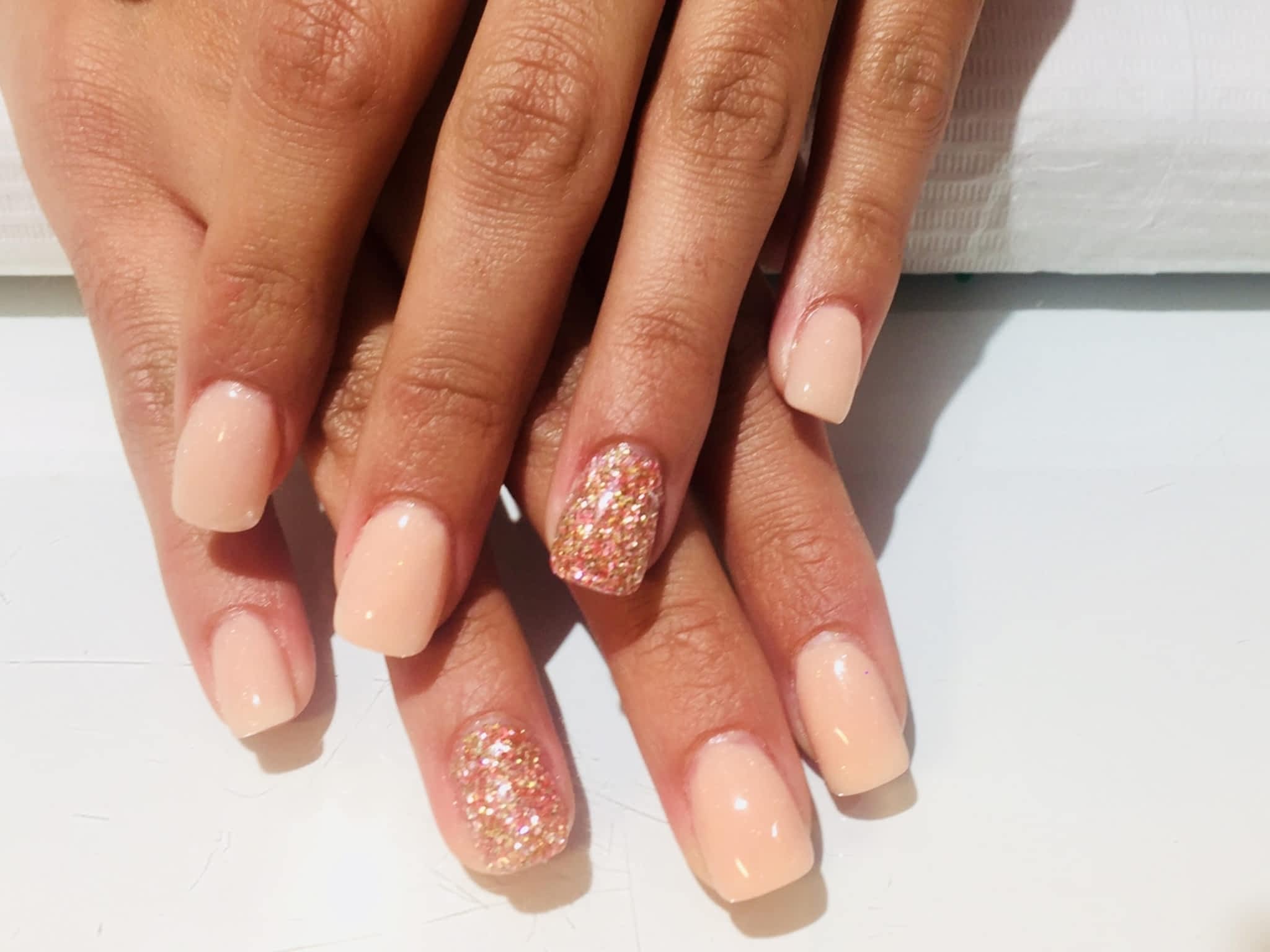 photo Ongles Champagne