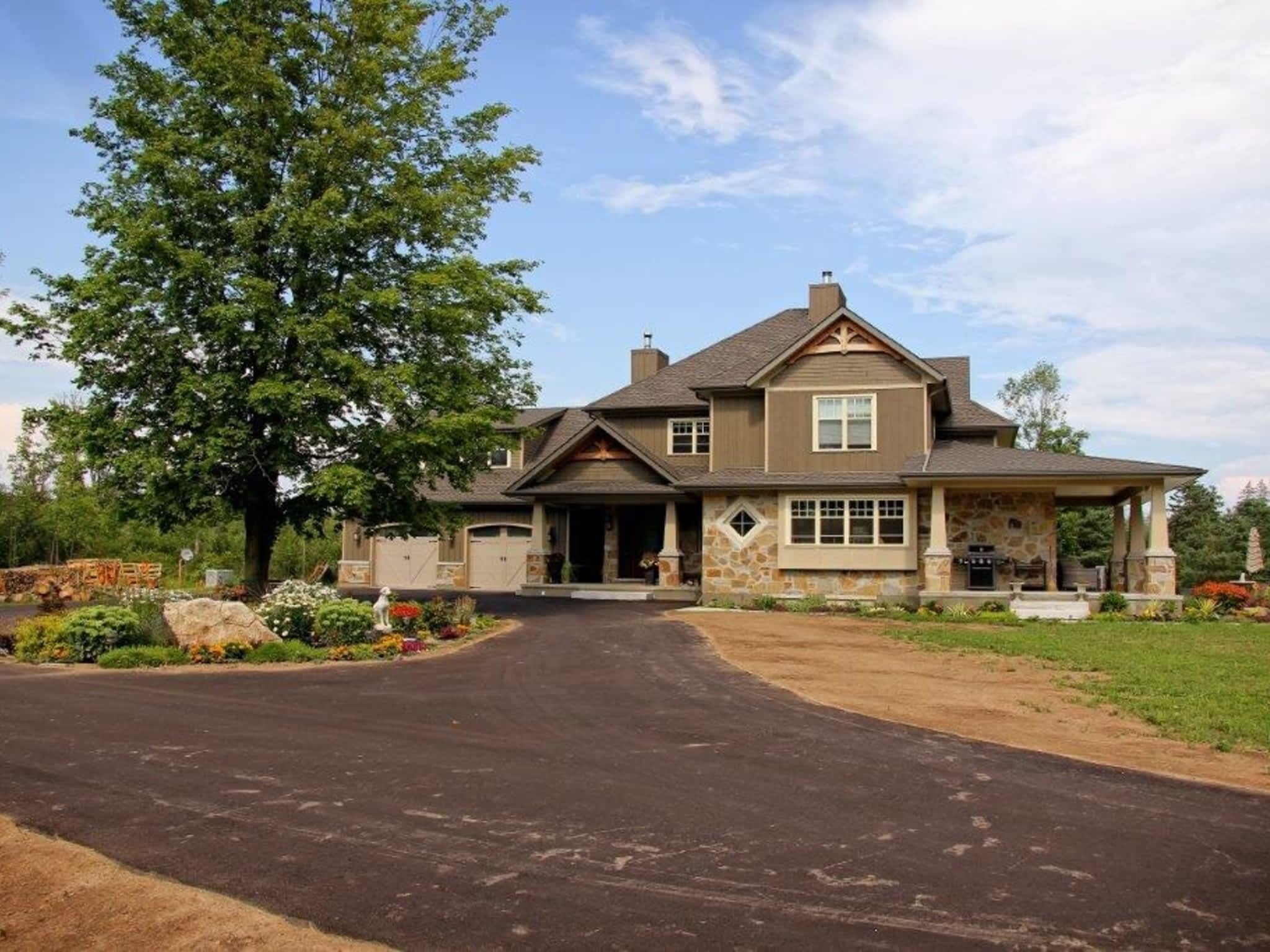 photo CFJ Paving Ltd