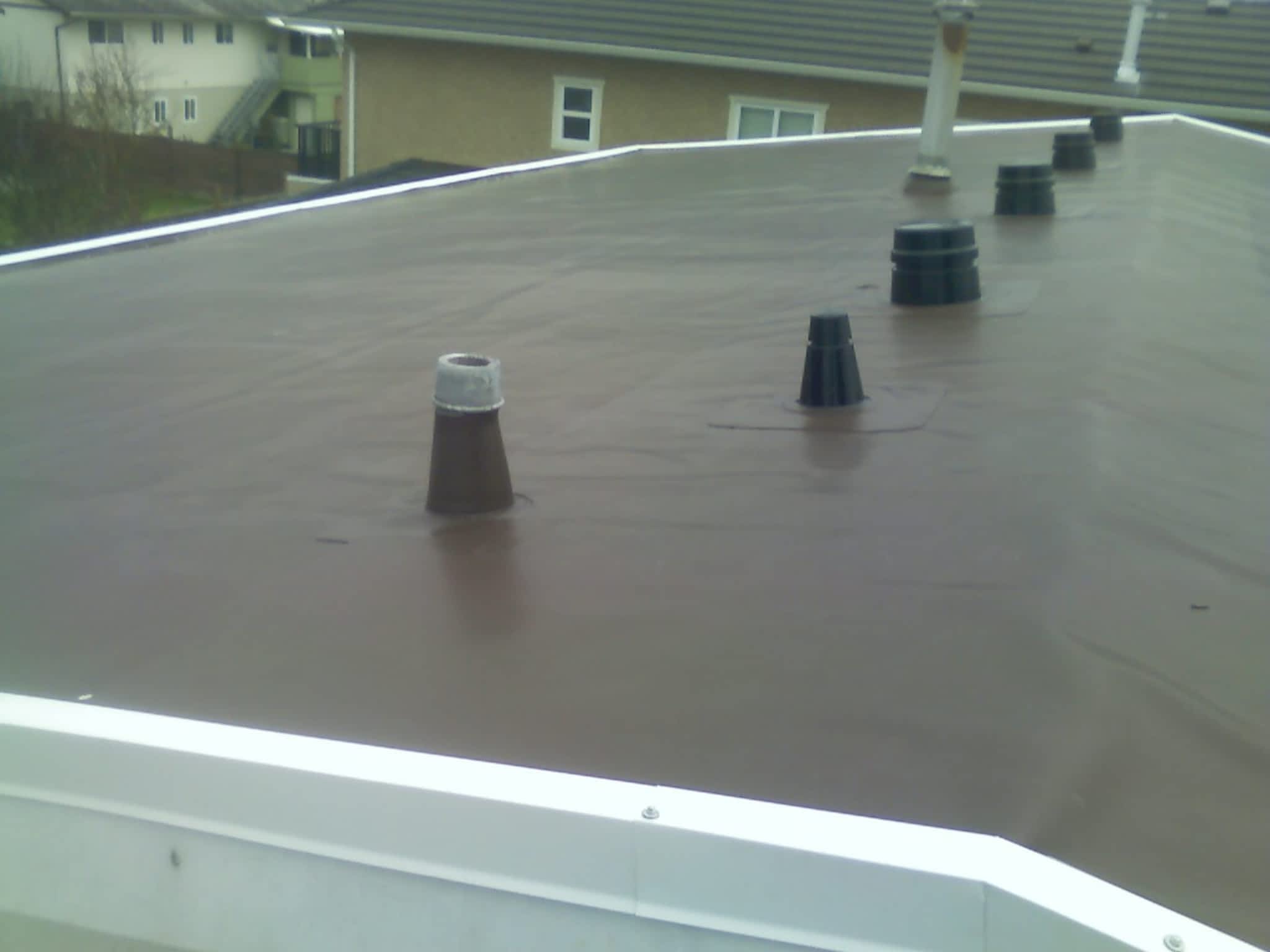 photo Canwest Roofing