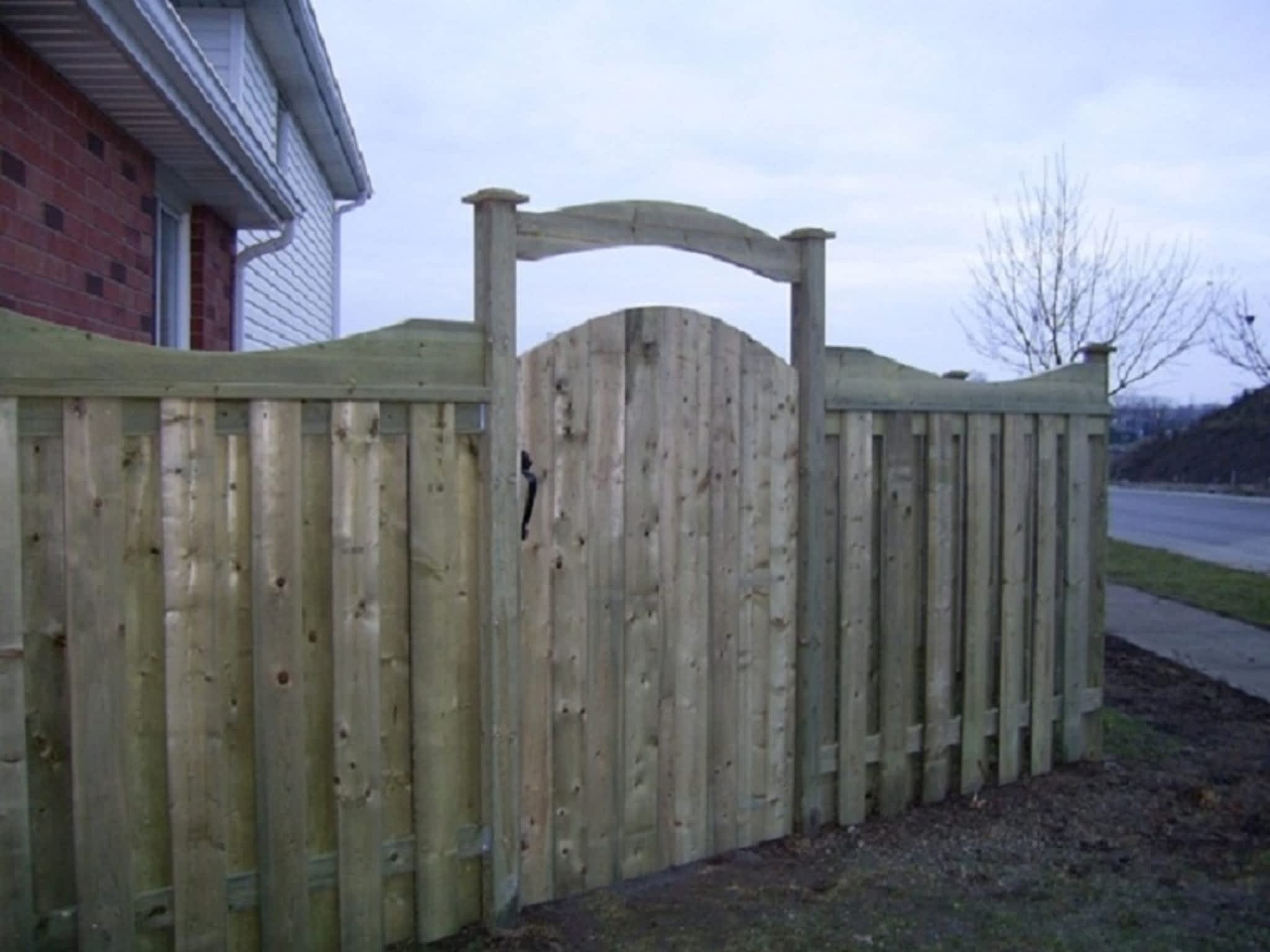 photo Robert Fence & Deck