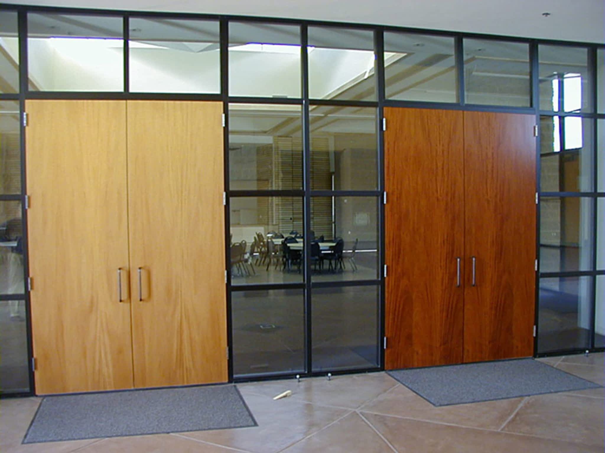 photo Canuck Door Systems.com