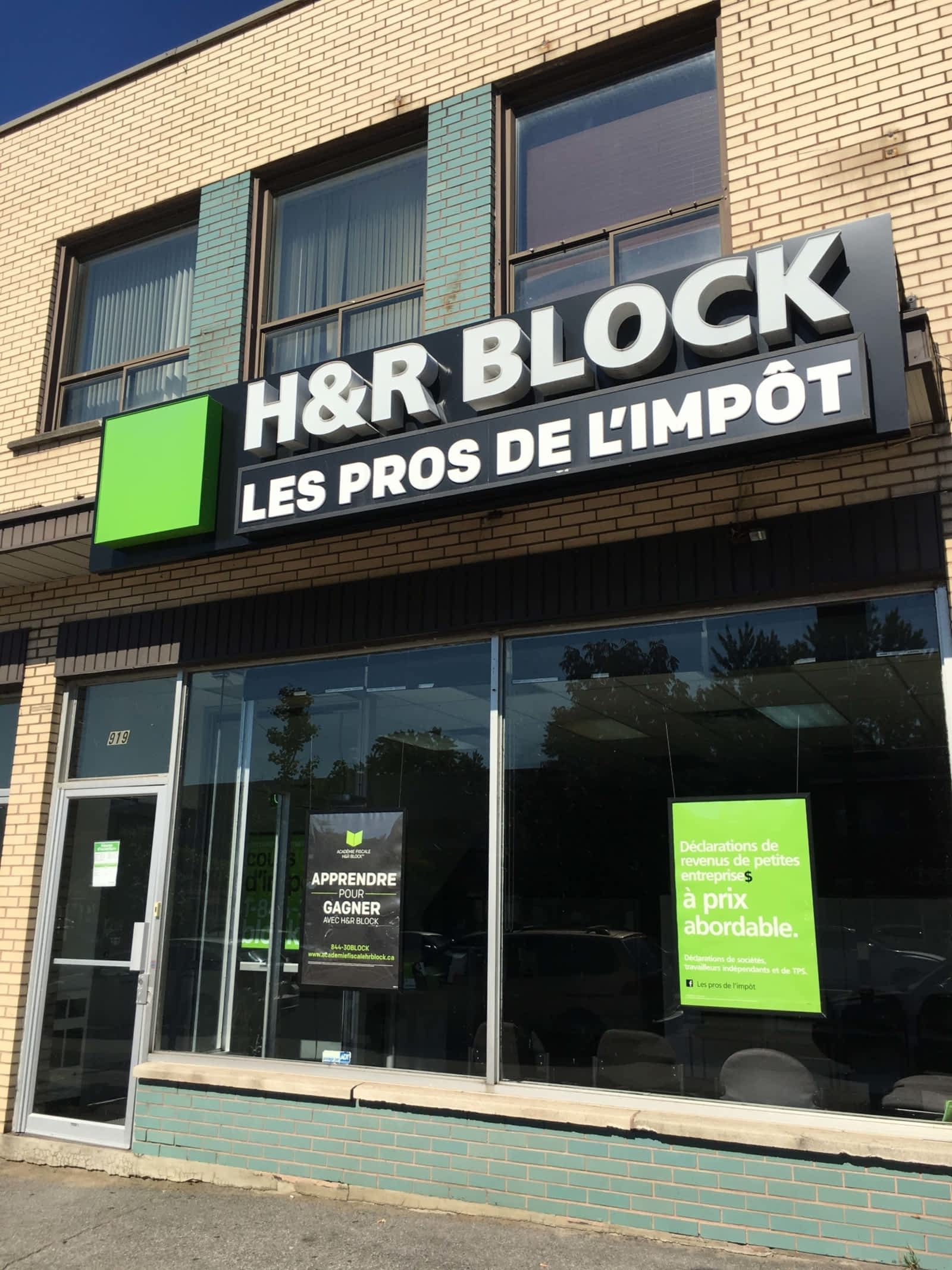 H&R Block Horaire d'ouverture 919, boul Décarie, SaintLaurent, QC