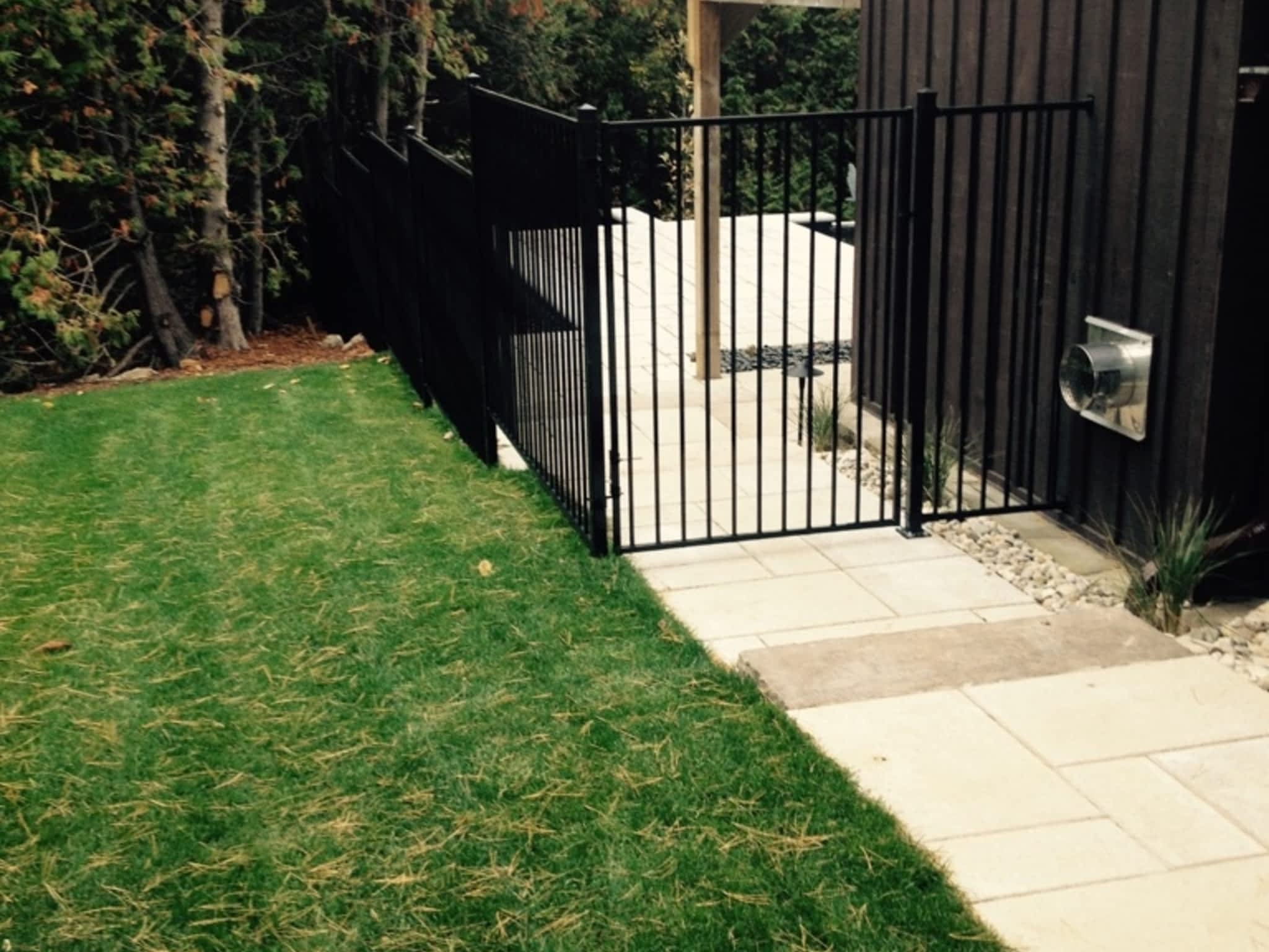 photo Built Wright Fencing