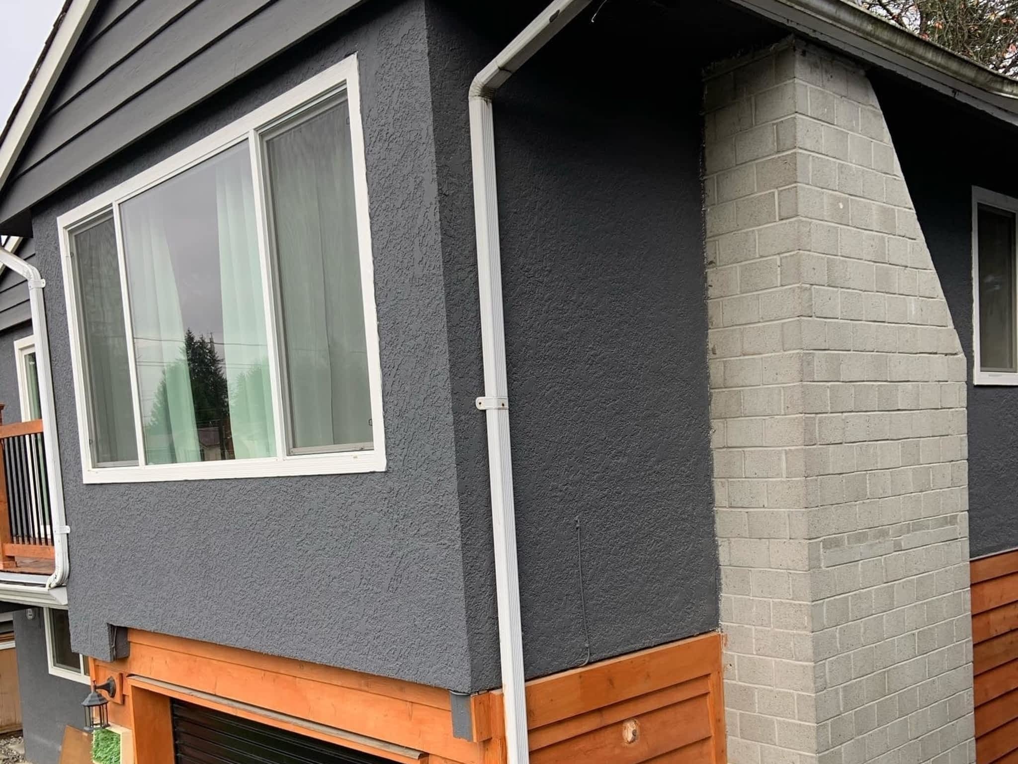 photo Black Bear Gutters