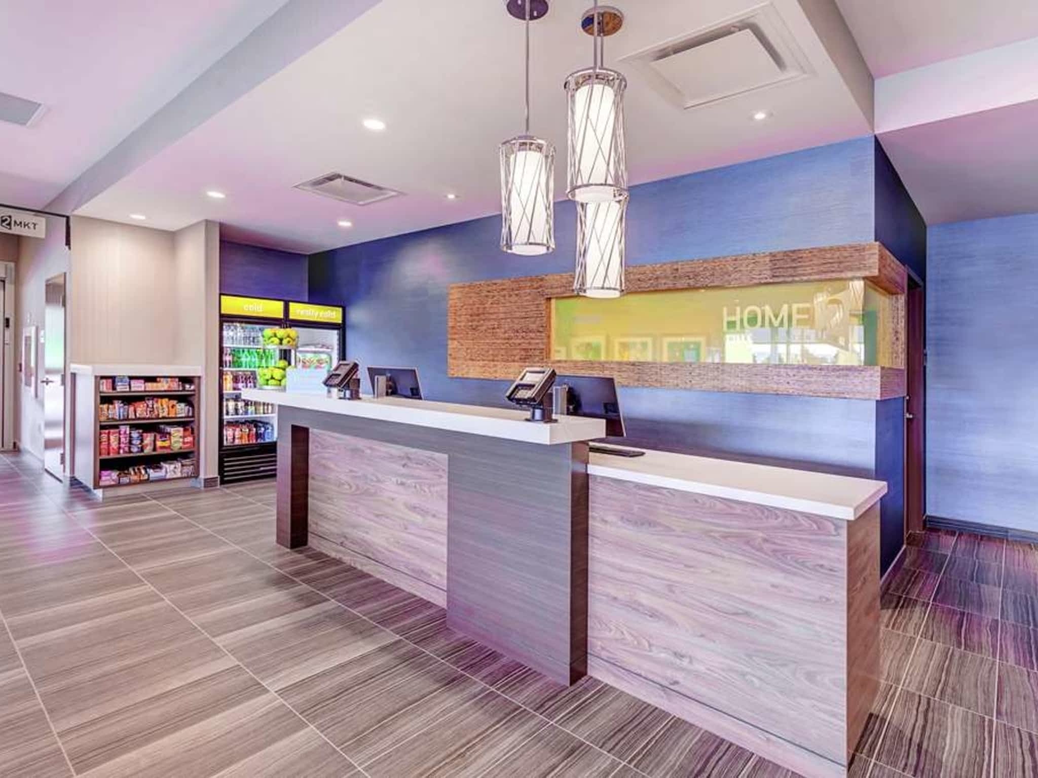 photo Home2 Suites by Hilton Toronto Brampton