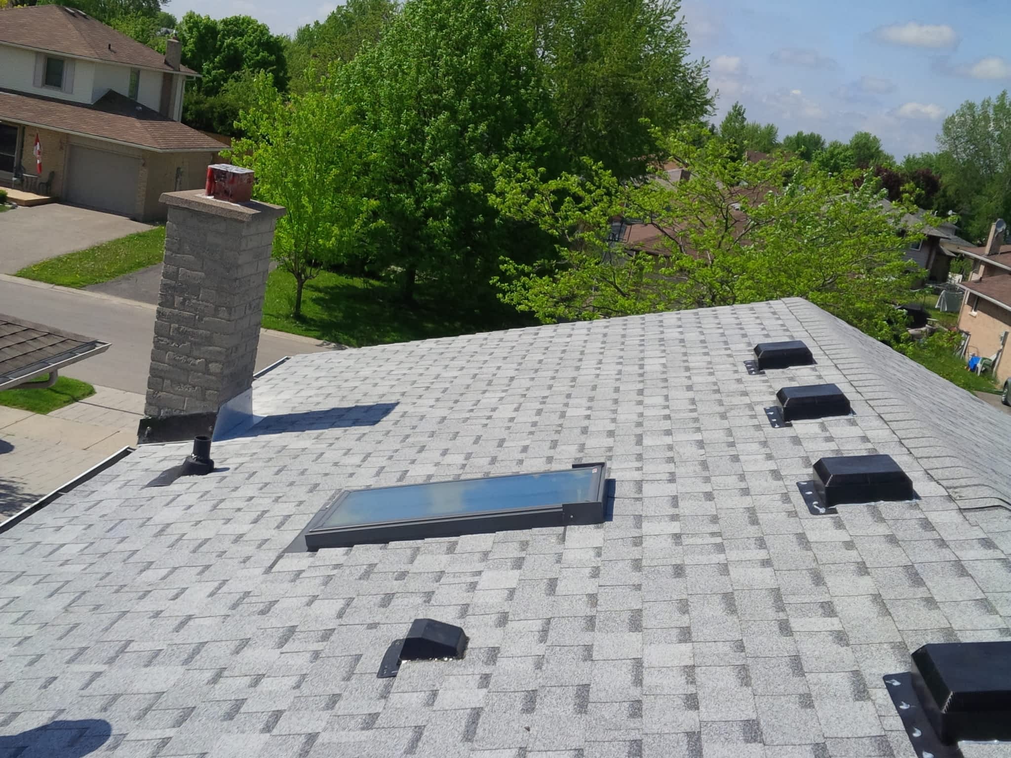 photo Alvarez Roofing Solutions Inc