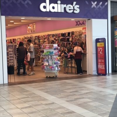 Claire's - Shopping Centres & Malls