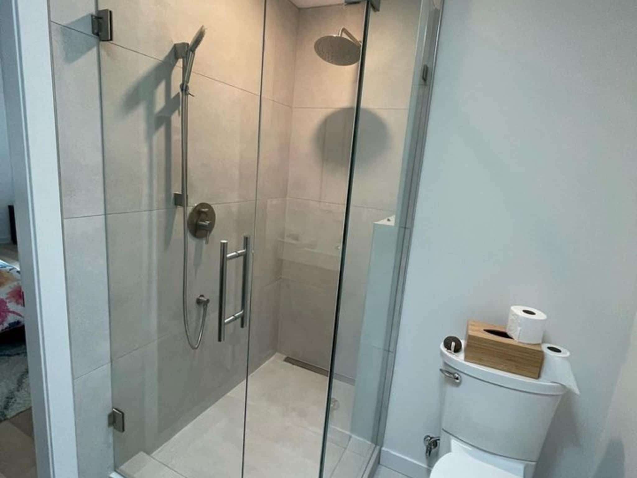 photo Clear Choice Contracting Commercial & Residential Shower Glass Expert