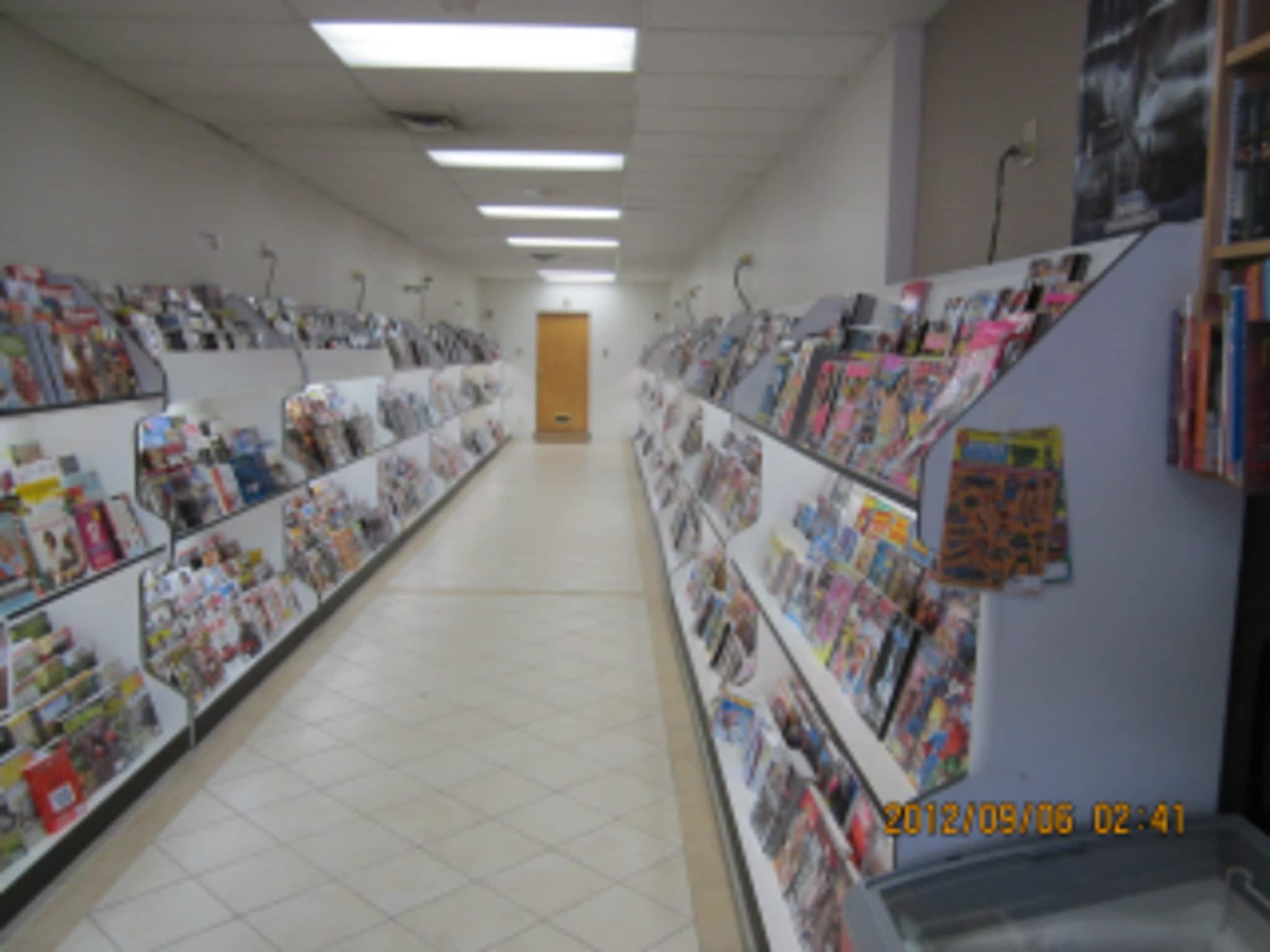 photo Eddie's News Stand & Novelties Or