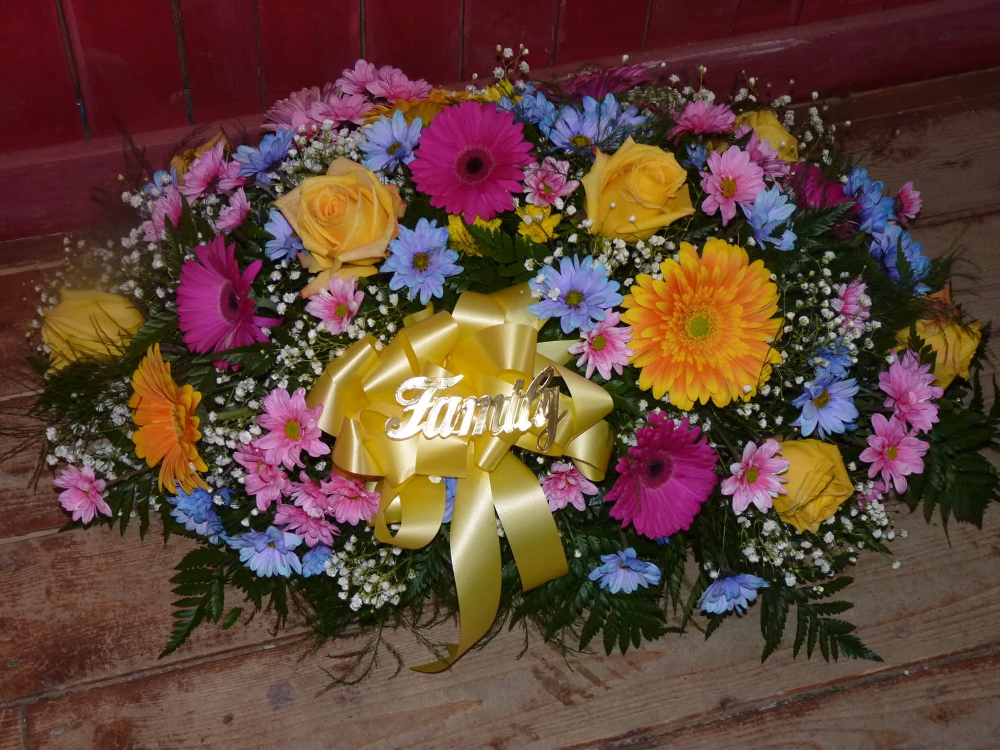 photo Trailer Treasures - Flowers & Gifts