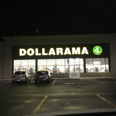 Dollarama - Bazars et magasins populaires