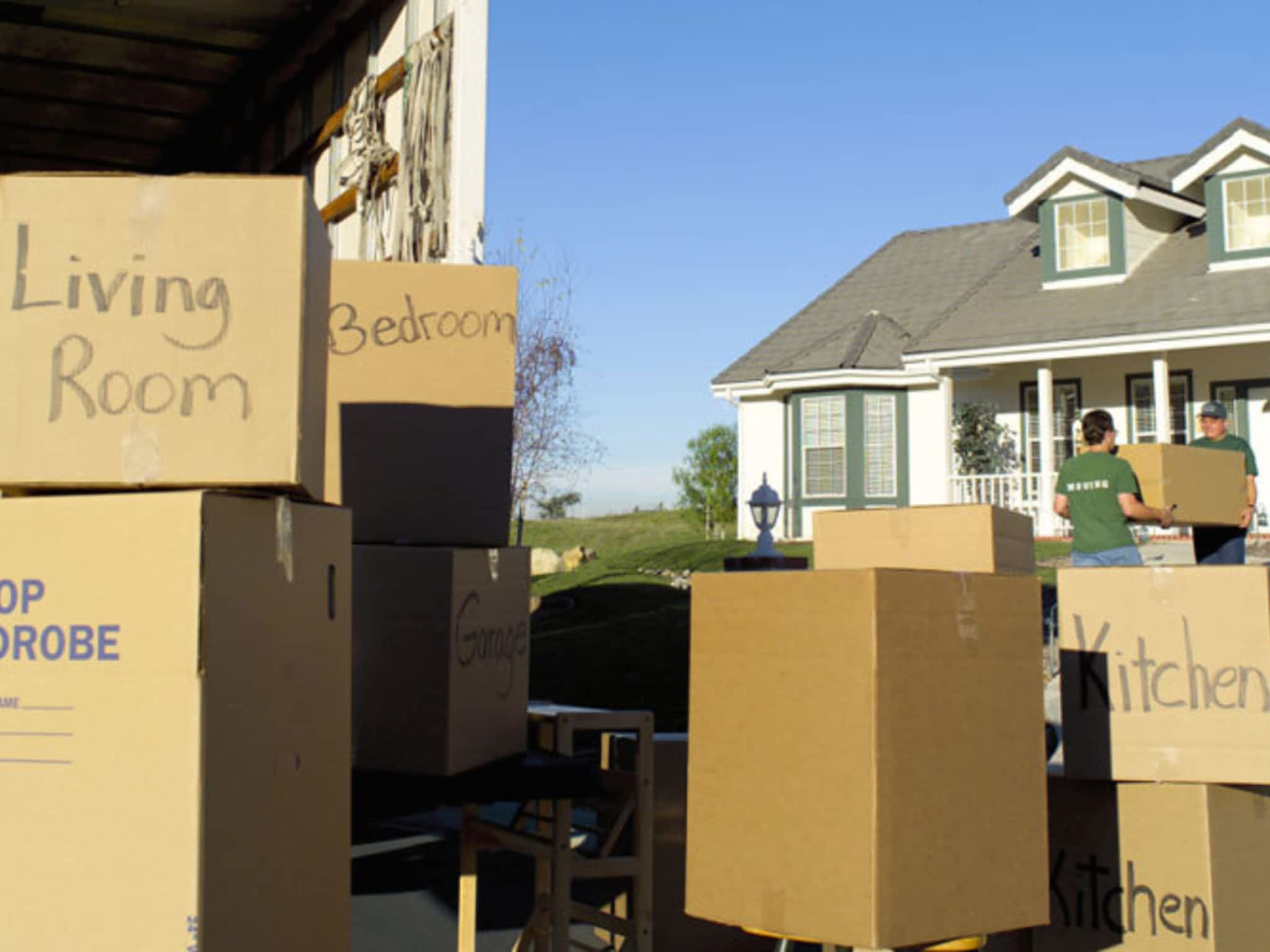 photo Cautious Movers