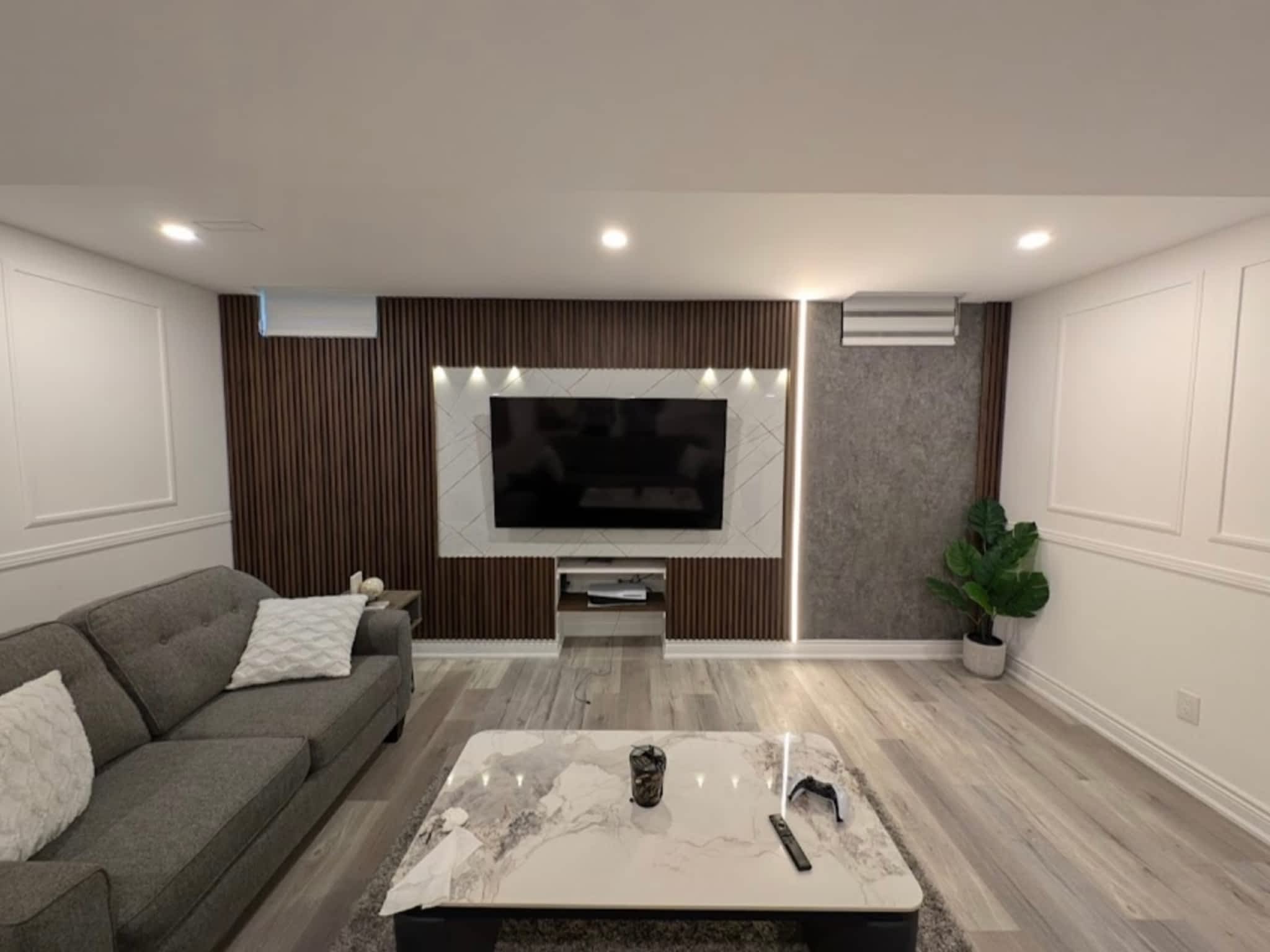 photo Upscale Interiors