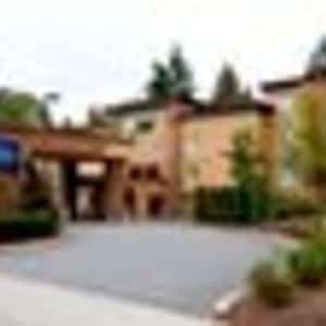 Holiday Inn Express Suites Surrey Opening Hours 15808 104th